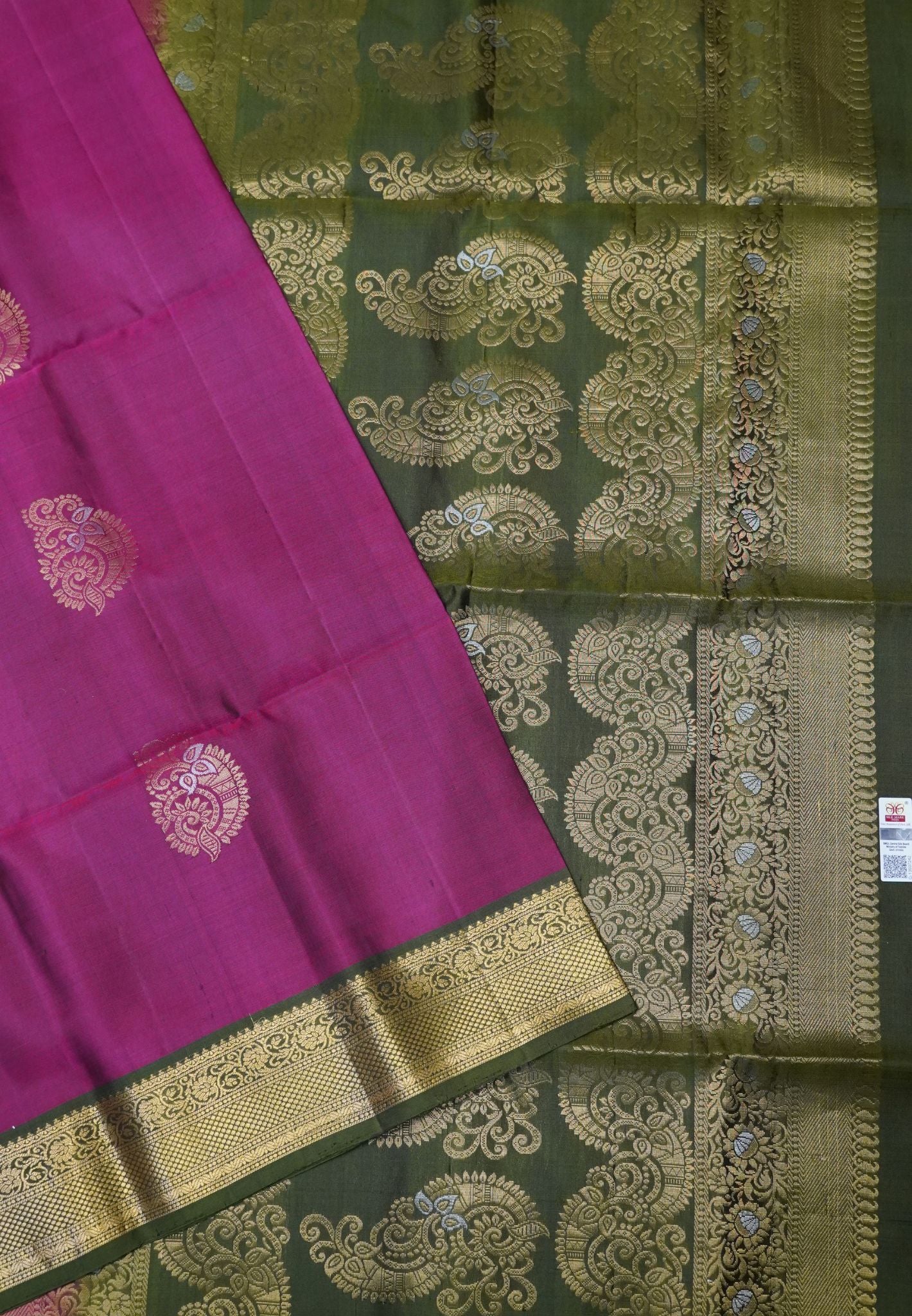 Pure Kanchipuram Silk Saree Rich Paisley Zari Weave Magenta-Olive Green