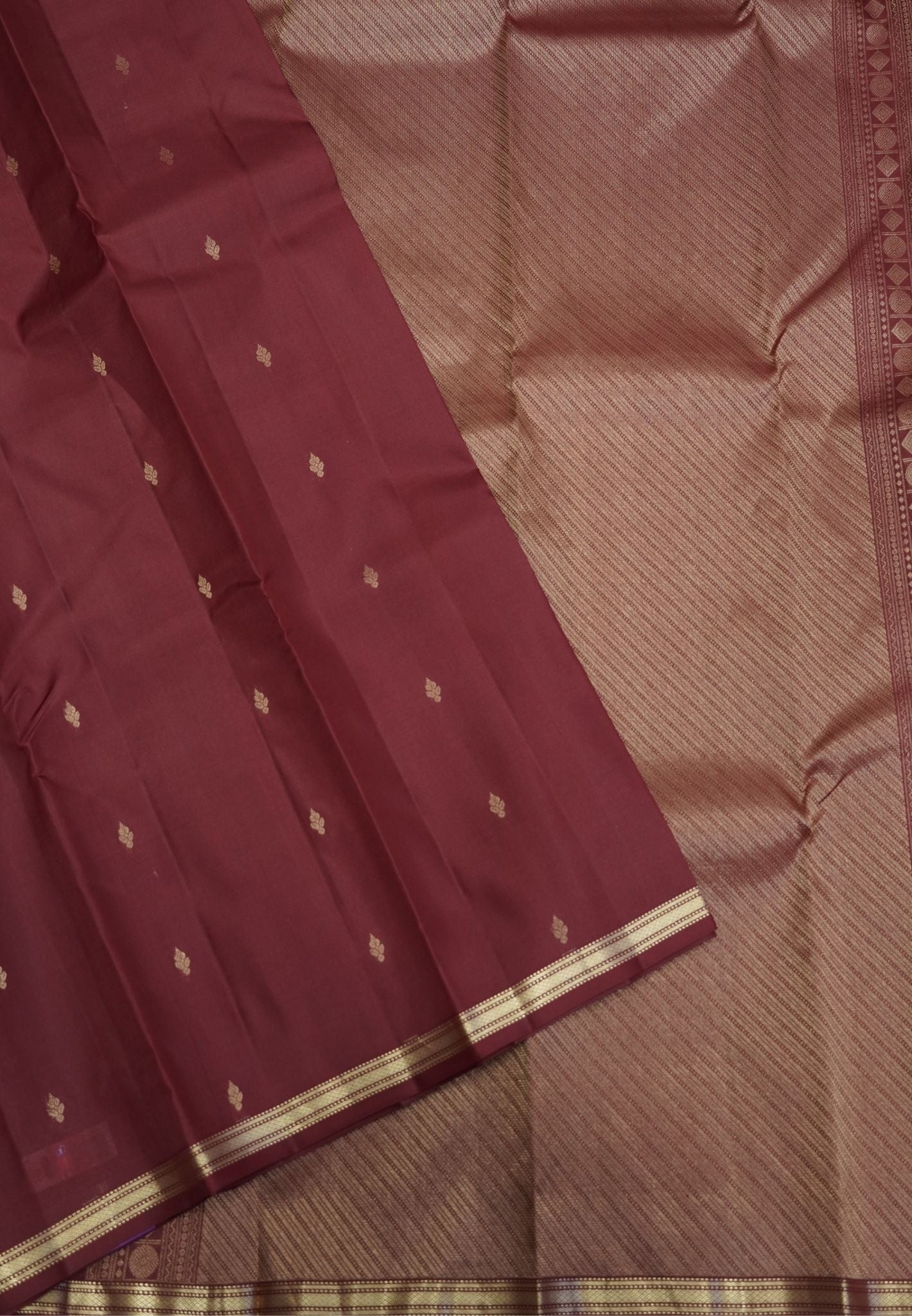 Pure Kanchipuram Silk Saree-Maroon with Small Border