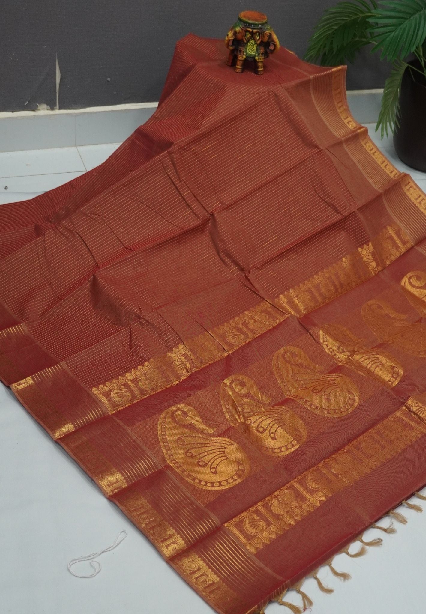 Chettinadu Cotton Saree-Copper Brown in Vairaoosi Pattern