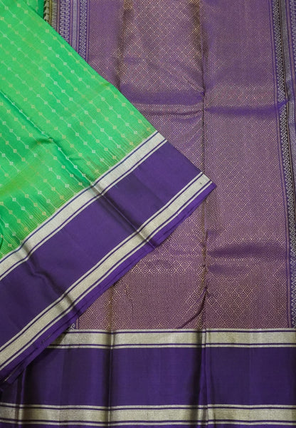 Pure Soft Silk -Green with Contrast Retapett Border
