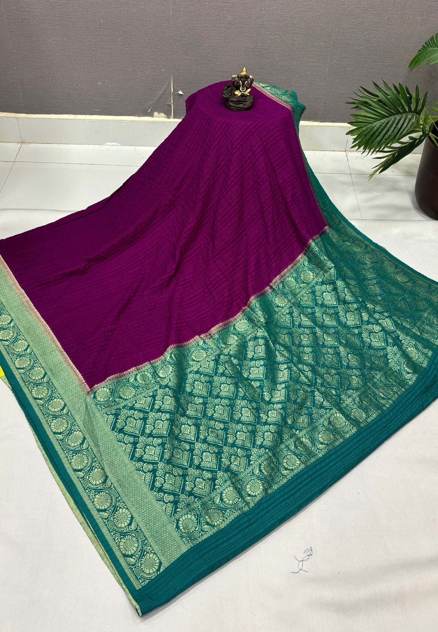 Banarasi Georgette Saree-Purple In Floral Jaal Zari With Contrast Border