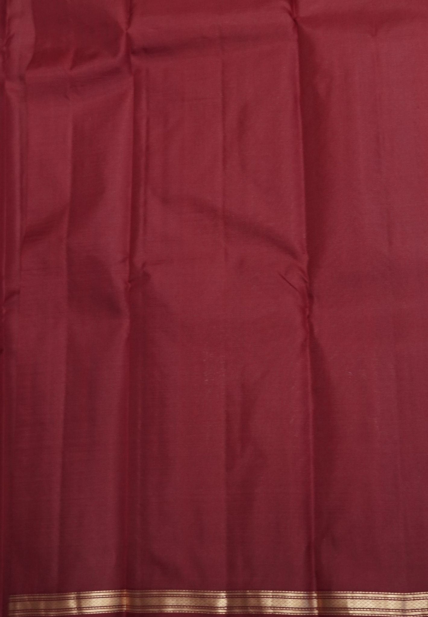 Pure Kanchipuram Silk Saree-Maroon with Small Border