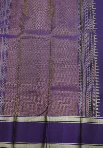 Pure Soft Silk -Green with Contrast Retapett Border