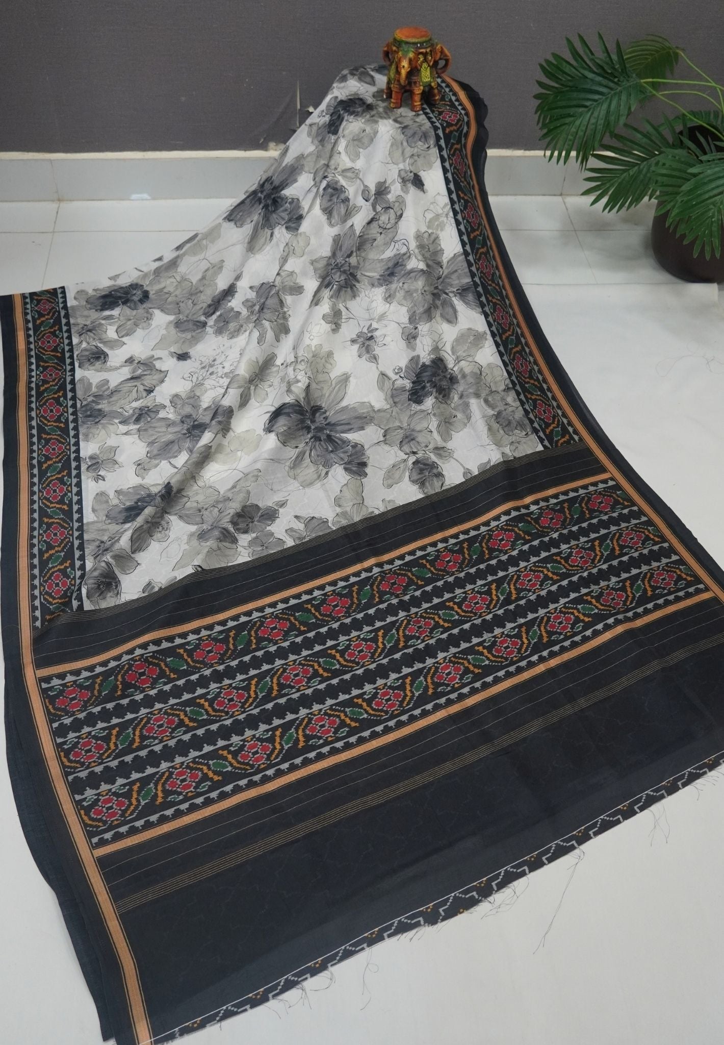 Premium Silk Saree-OffWhite