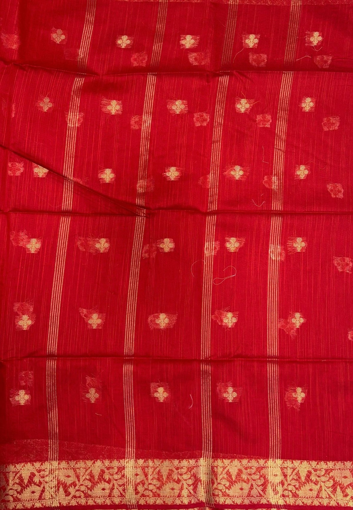 Handloom Silk Cotton Saree-Red In Floral Butta Brocade Border