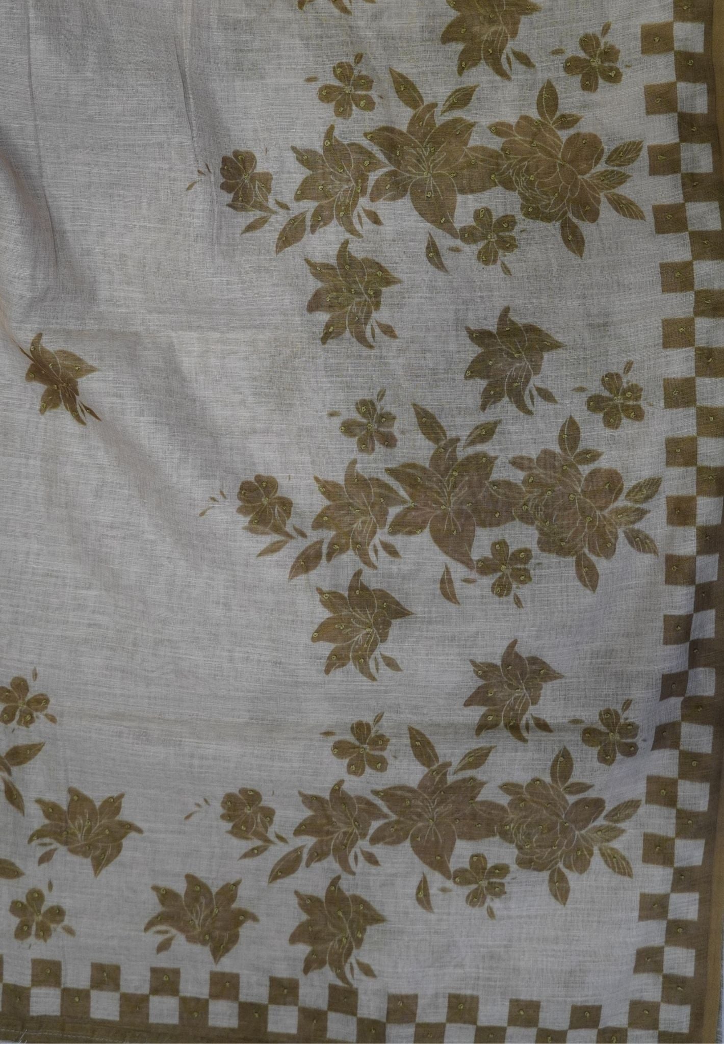 Linen Saree-Khaki Checkered Border with French Knot