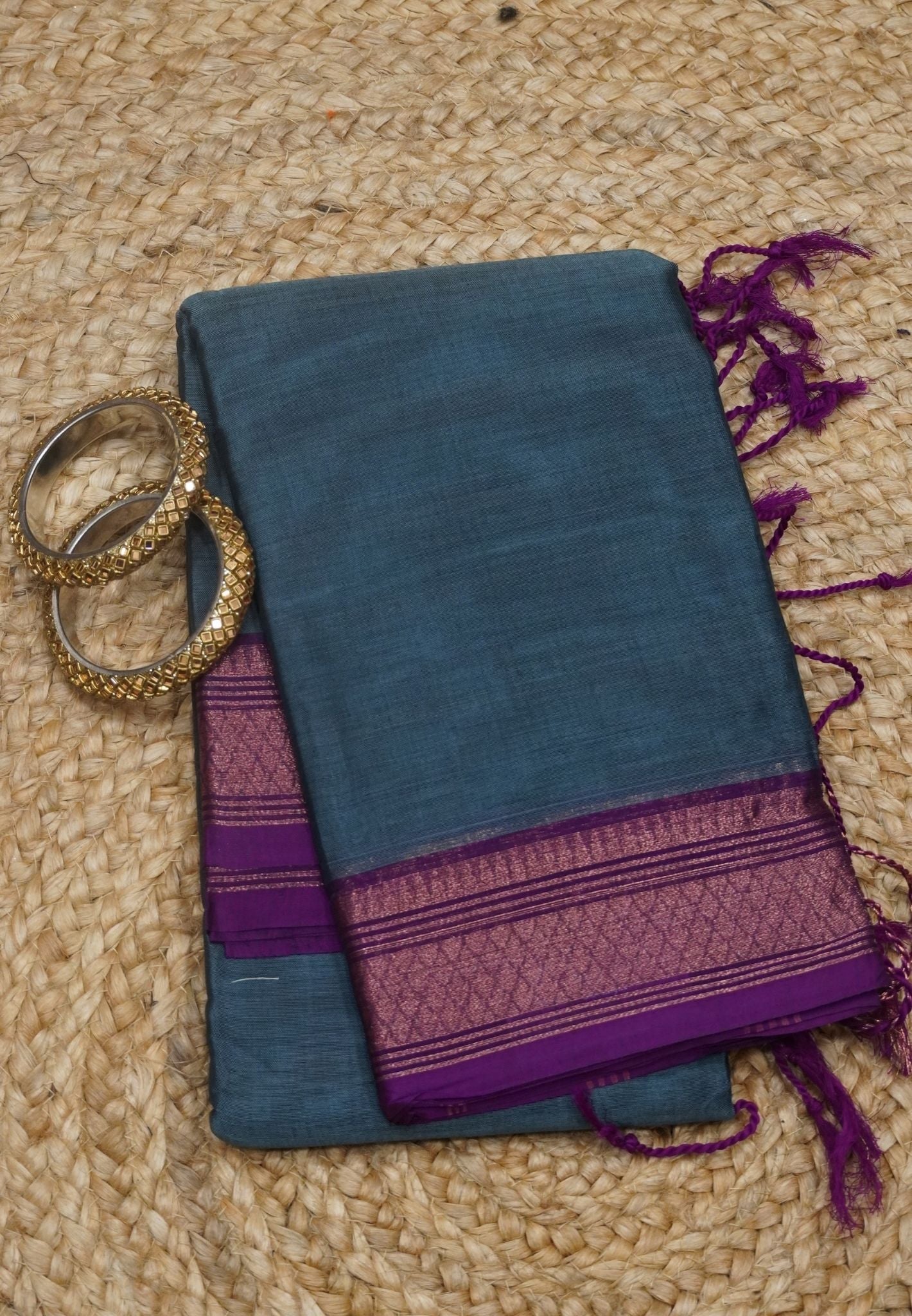 Dakka Cotton Saree -Greyish Blue