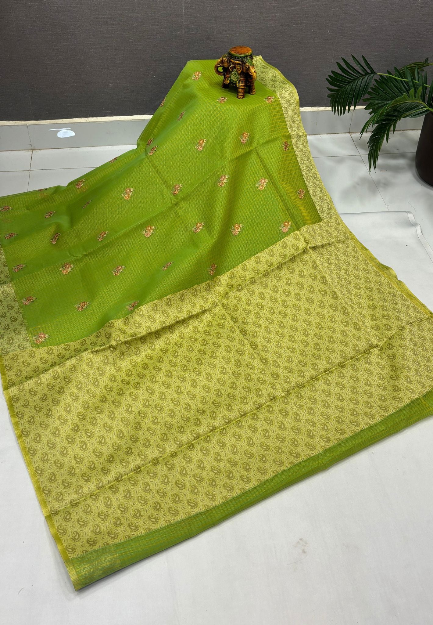 Kota Saree-Parrot Green In Manga Paisley Border