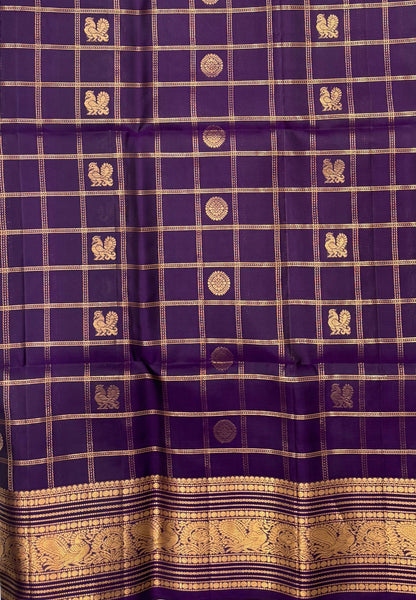 Pure Kanchipuram Silk Saree-Dark Purple in Checkered Mayil Chakram with Varisapet Border