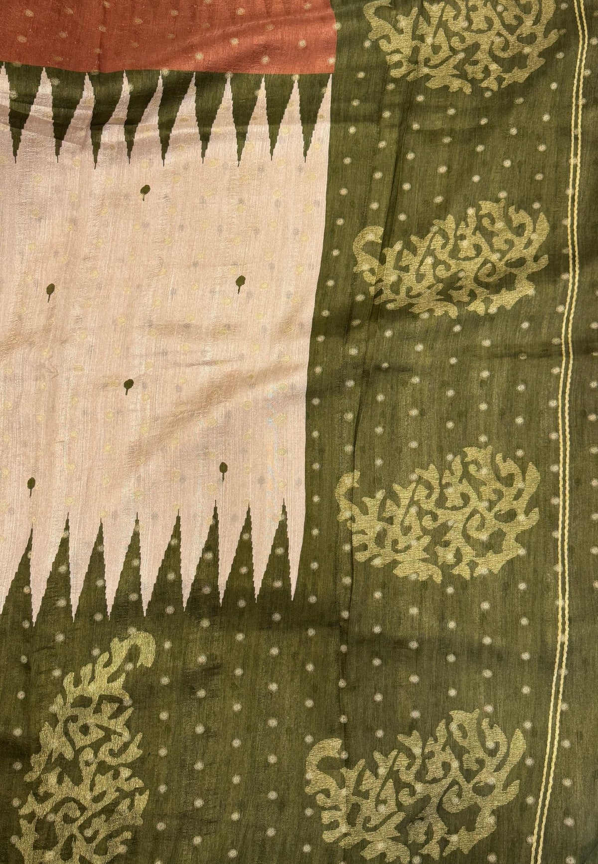 Soft Tussar Saree-Beige-Olive Green In Zigzag Temple Inspired Border