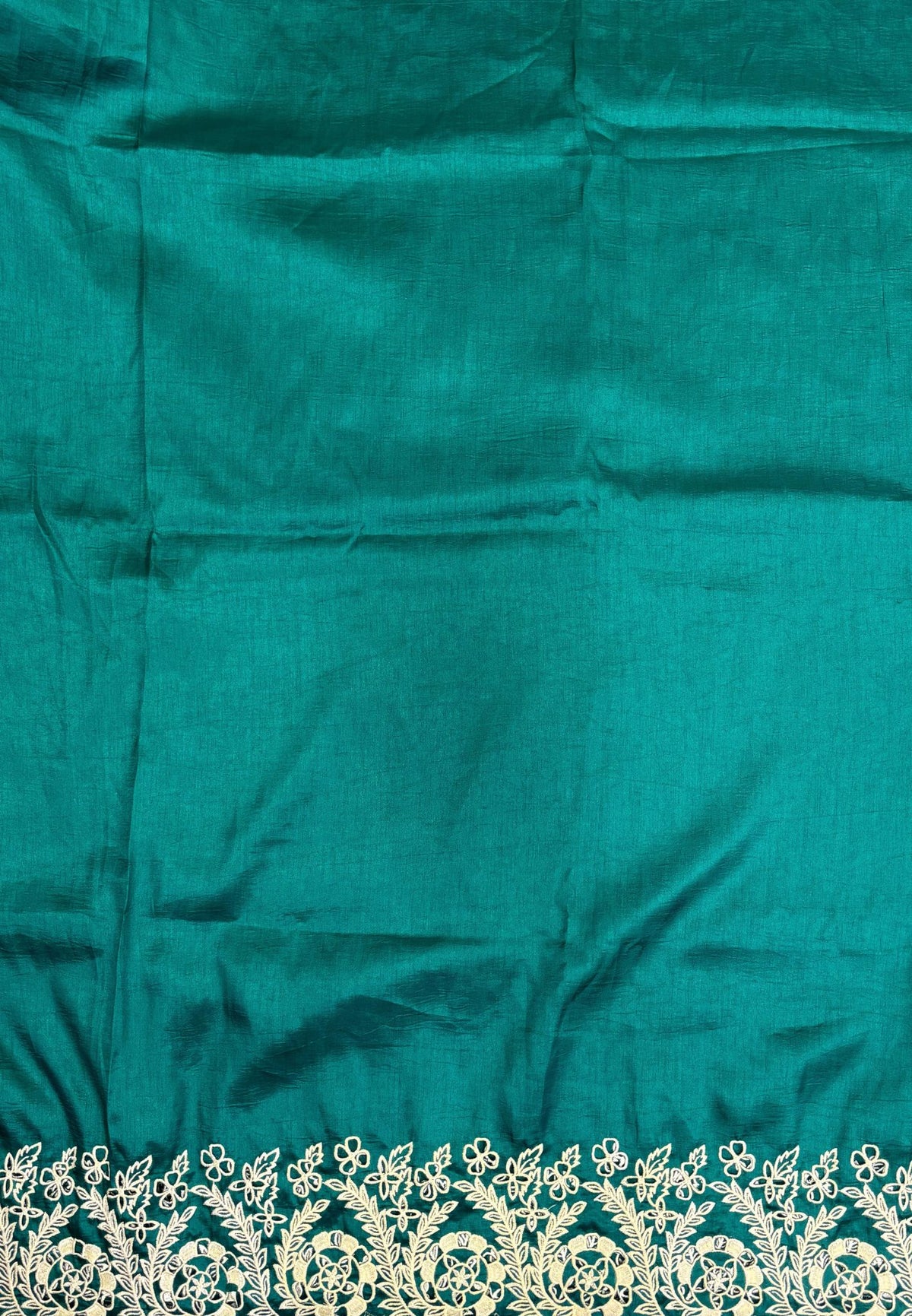 Rsian Silk Saree-Emrld Green In Daisy Floral Embroidery Border