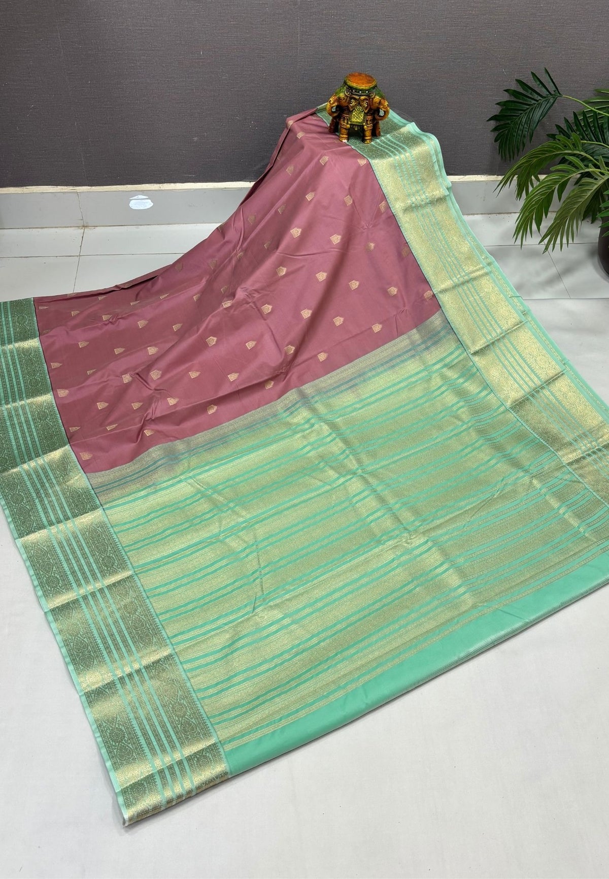 Budget Kanchipuram Saree-Mauve with Contrast Border