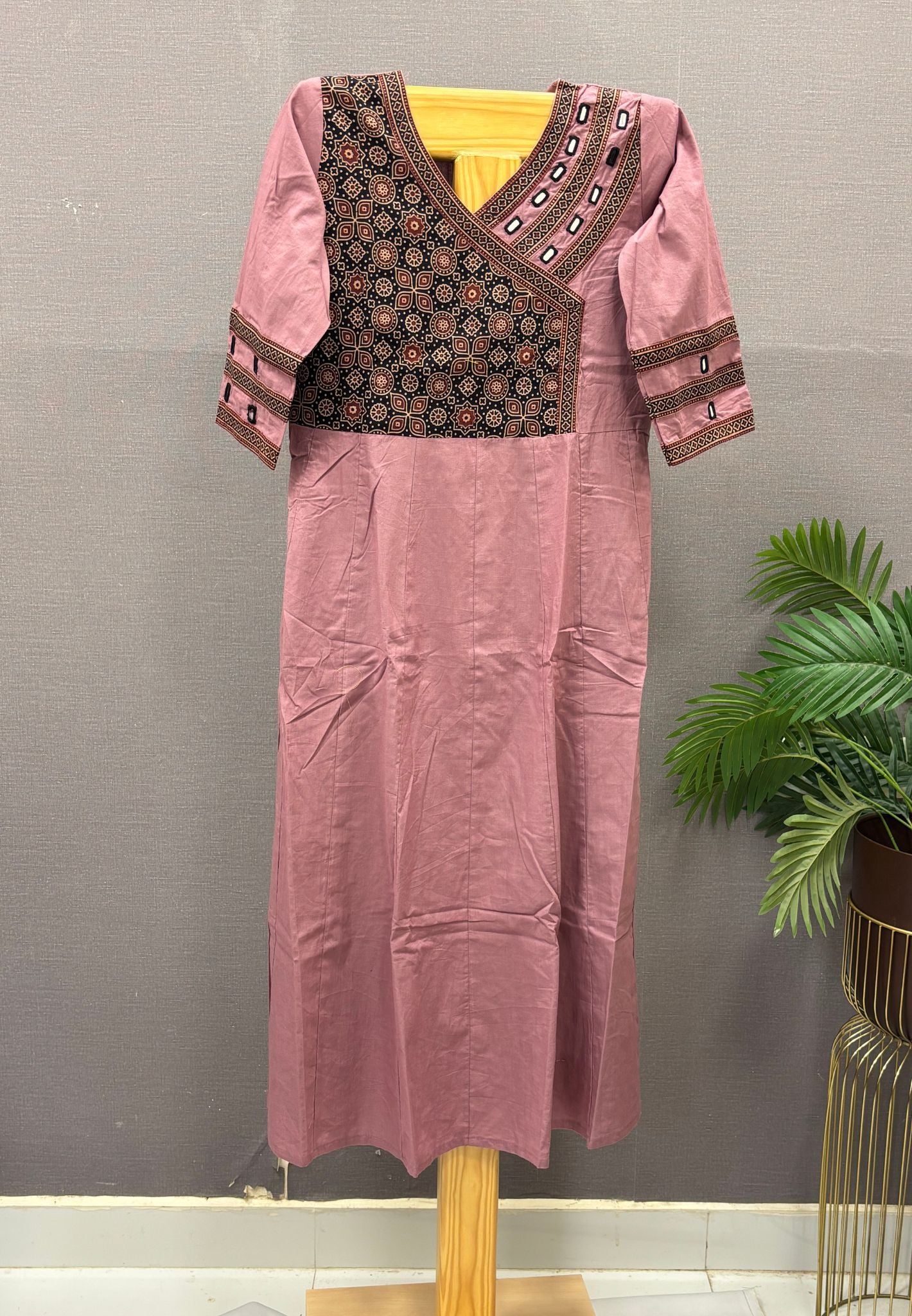 Kurti with Mirror Work