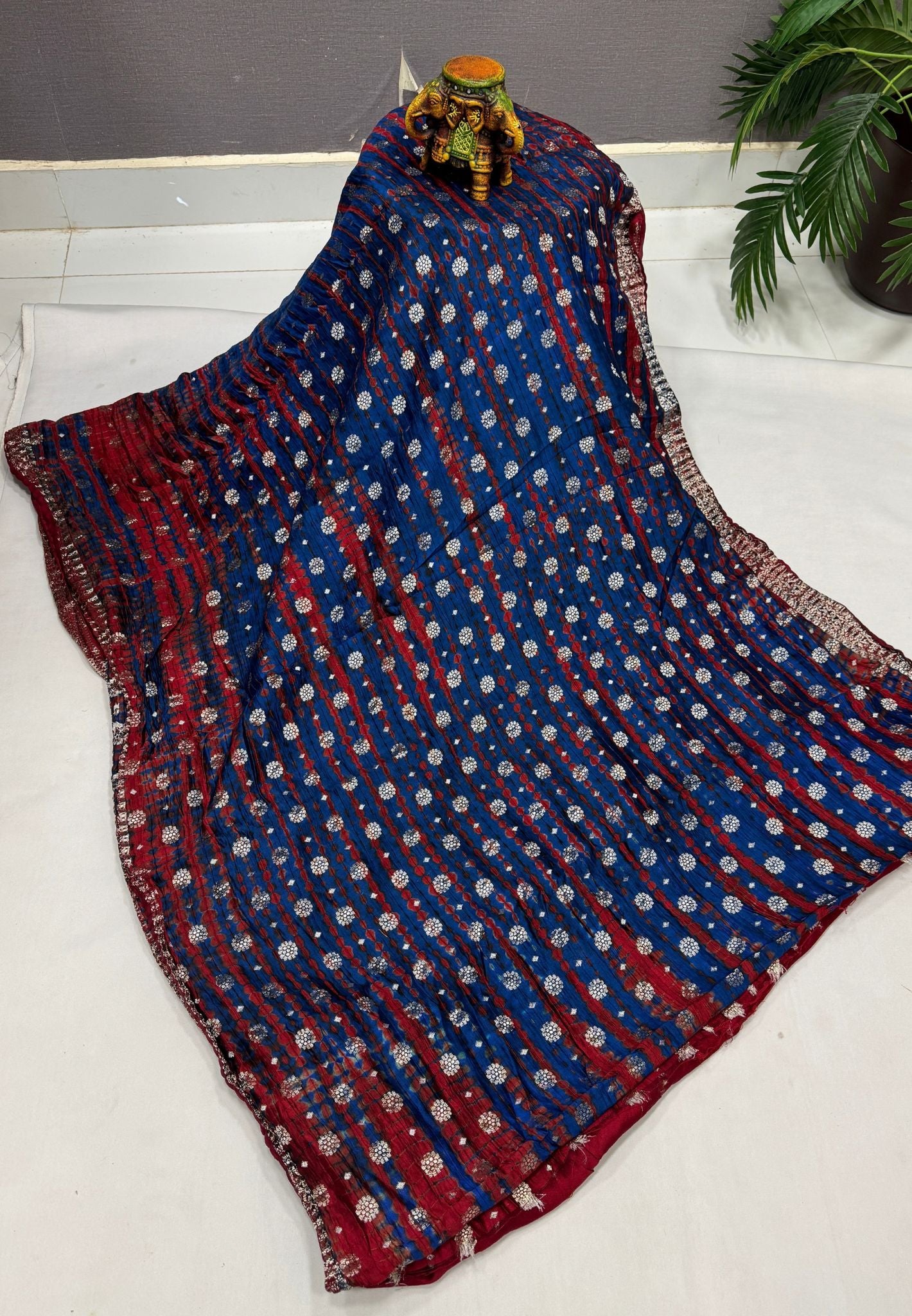 Pure Banarasi Kaddi Georgette Saree-Peacock Blue In Jaal Zari Floral Border