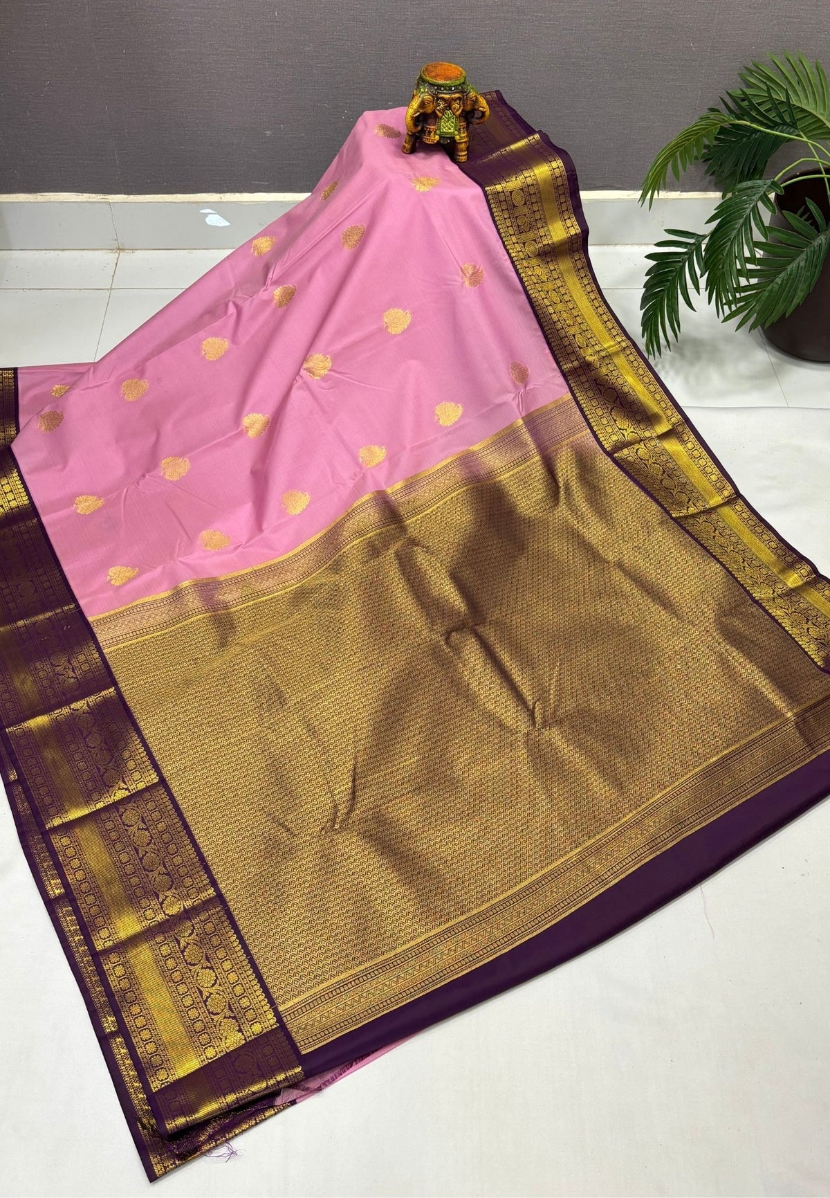 Budget Kanchipuram Saree-Baby Purple with Contrast Border
