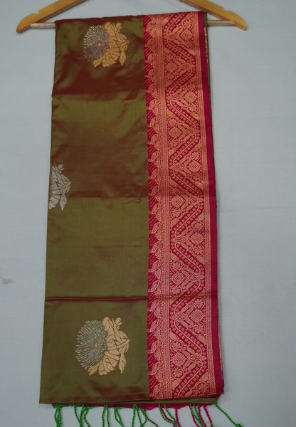 Semi Silk Saree-Mandhulir