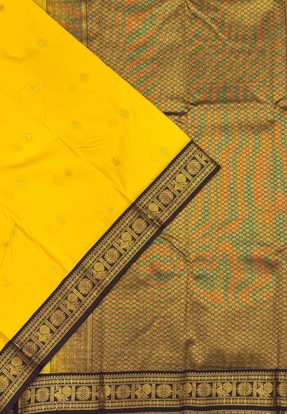Budget Kanchipuram Saree-Yellow In Floral Zari Panel With Contrast Border