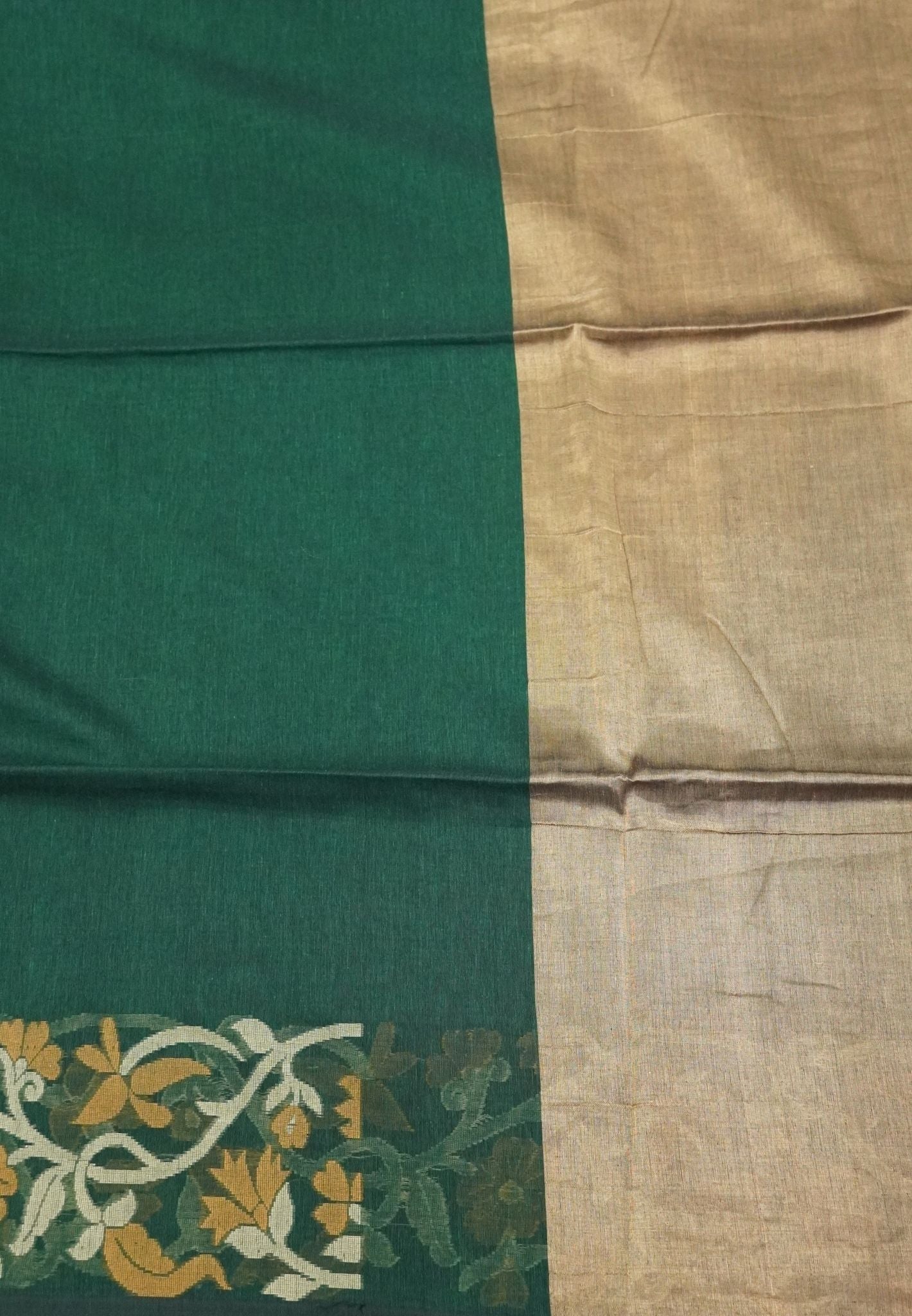 Handloom Cotton Saree-Green Floral Jamdhani Border