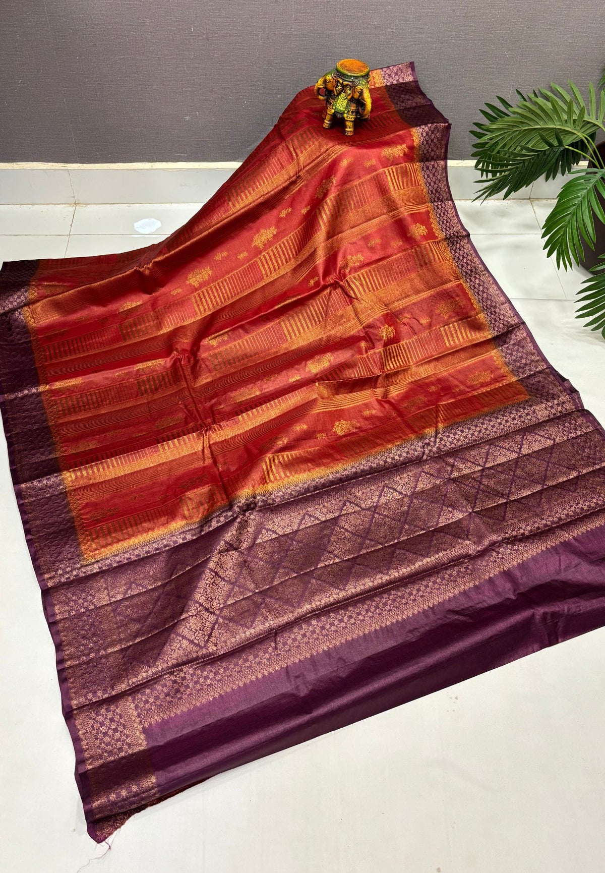 Pure Tussar Saree-Rust Orange In Geometric Diamond Zari With Contrast Border