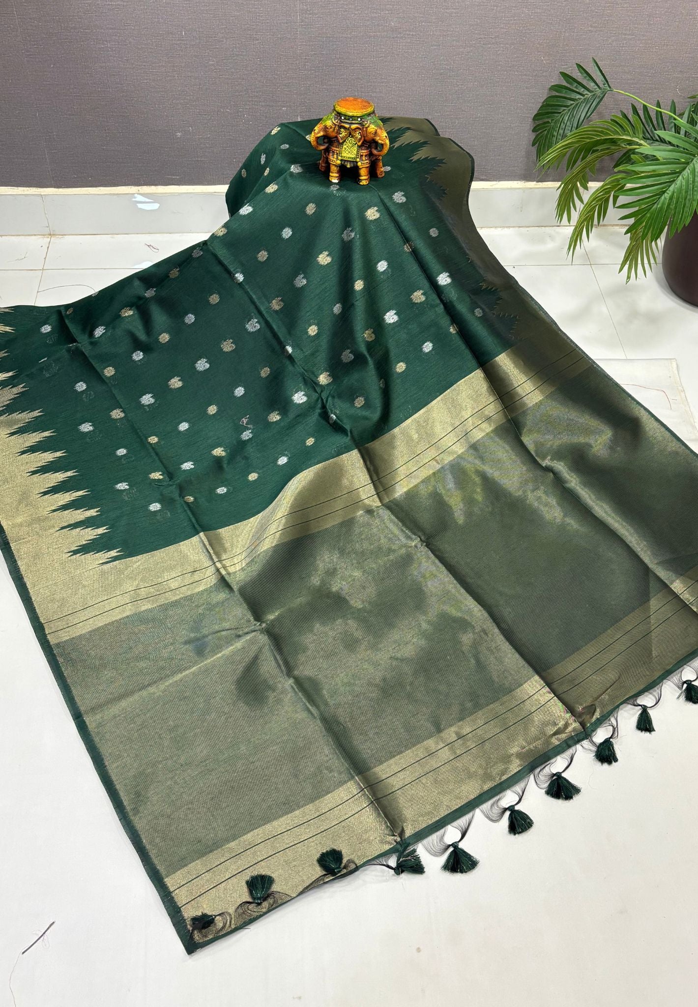 Semi Raw Silk Saree-Bottle Green In Tower Zari Border