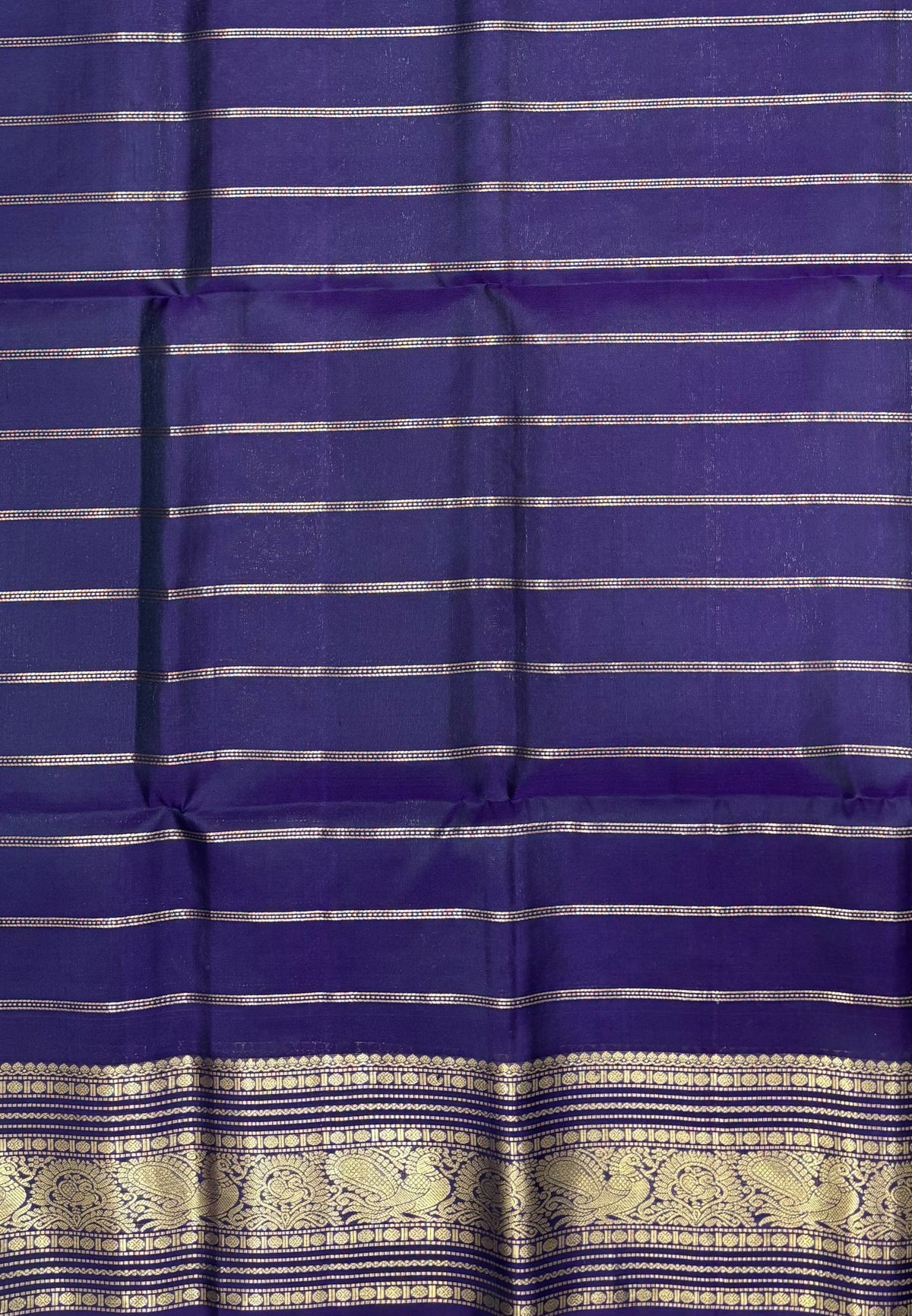 Pure Kanchipuram Silk Saree-Dark Purple in Checkered Mayil Chakram with Varisapet Border