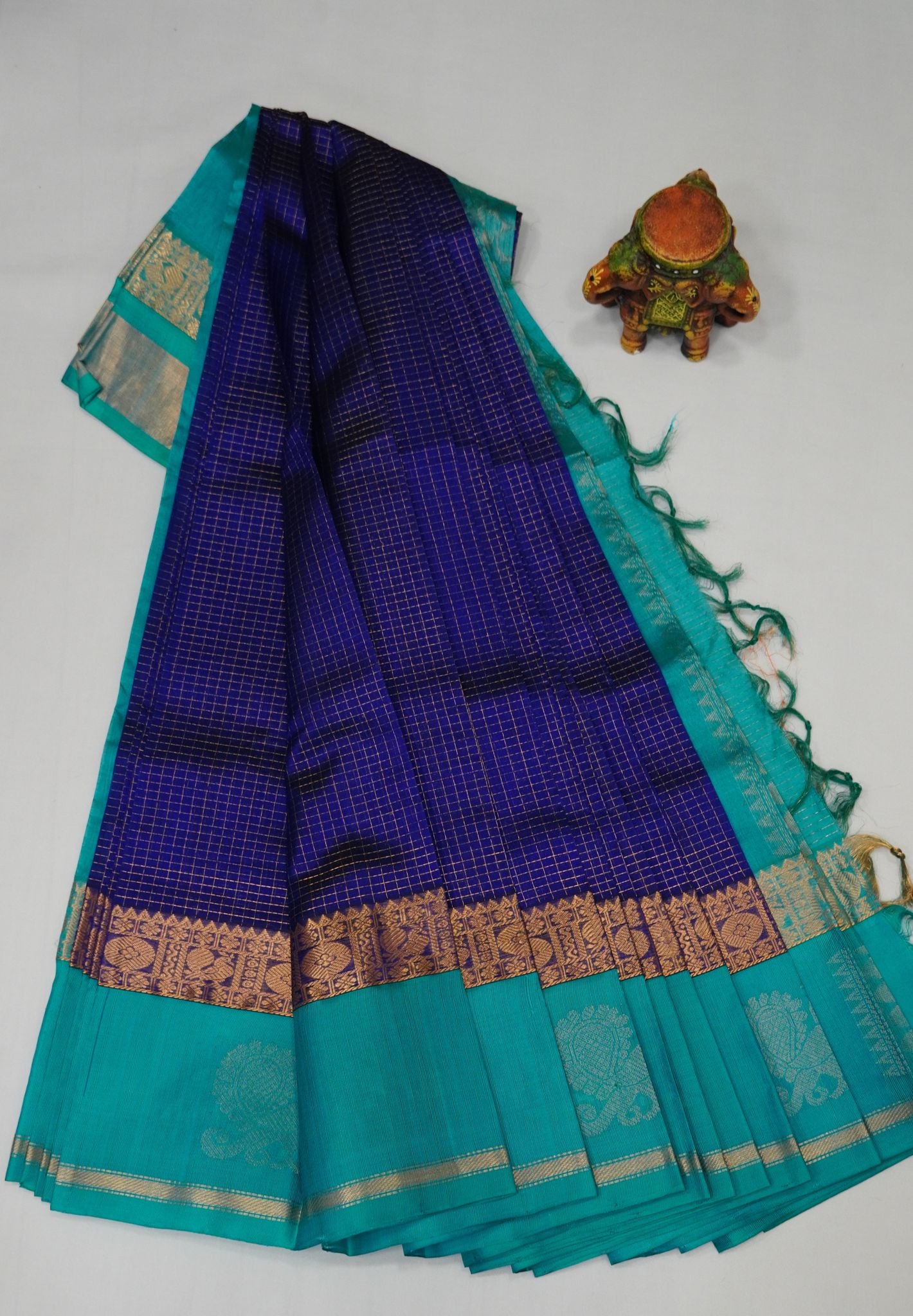 Pure Silk Cotton Saree – Royal Blue With Vintage Annapakshi Border