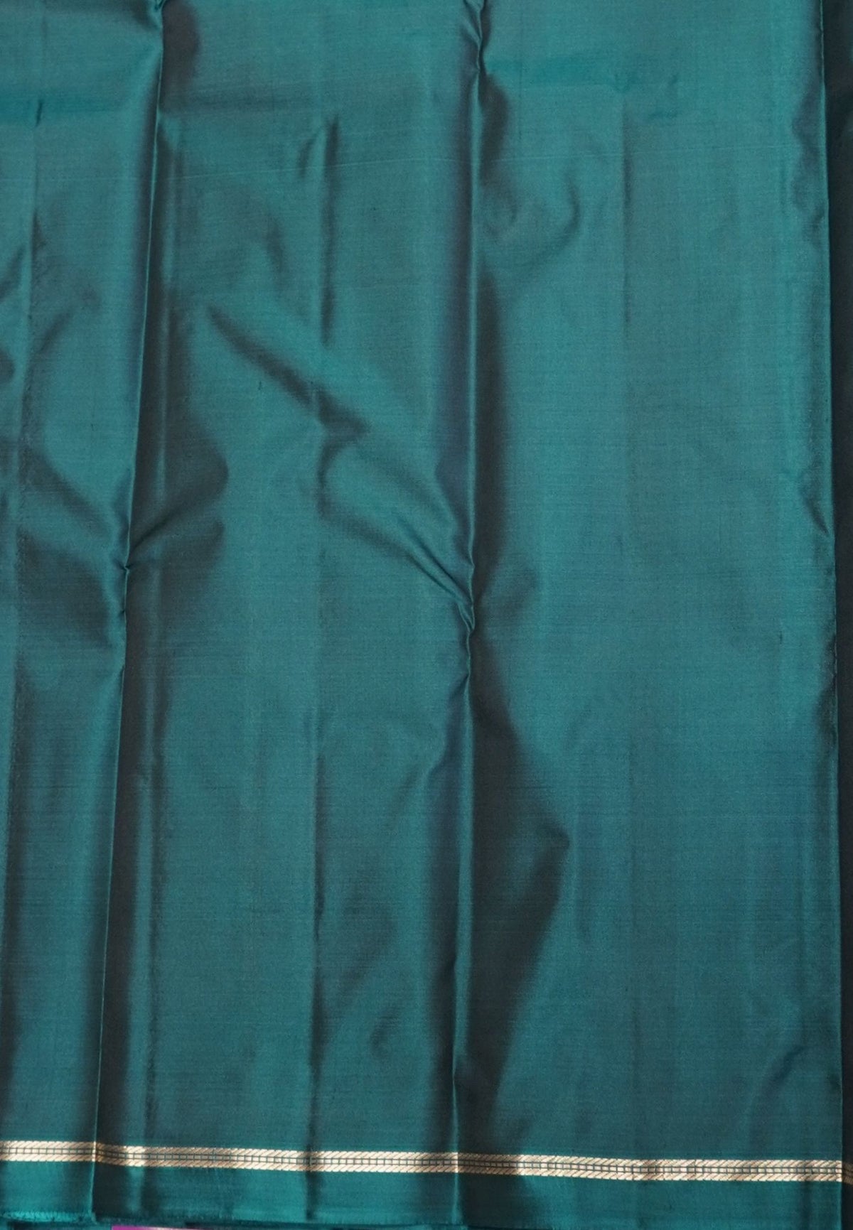 Pure Kanchipuram Silk Saree- Redish Brown with Small Border