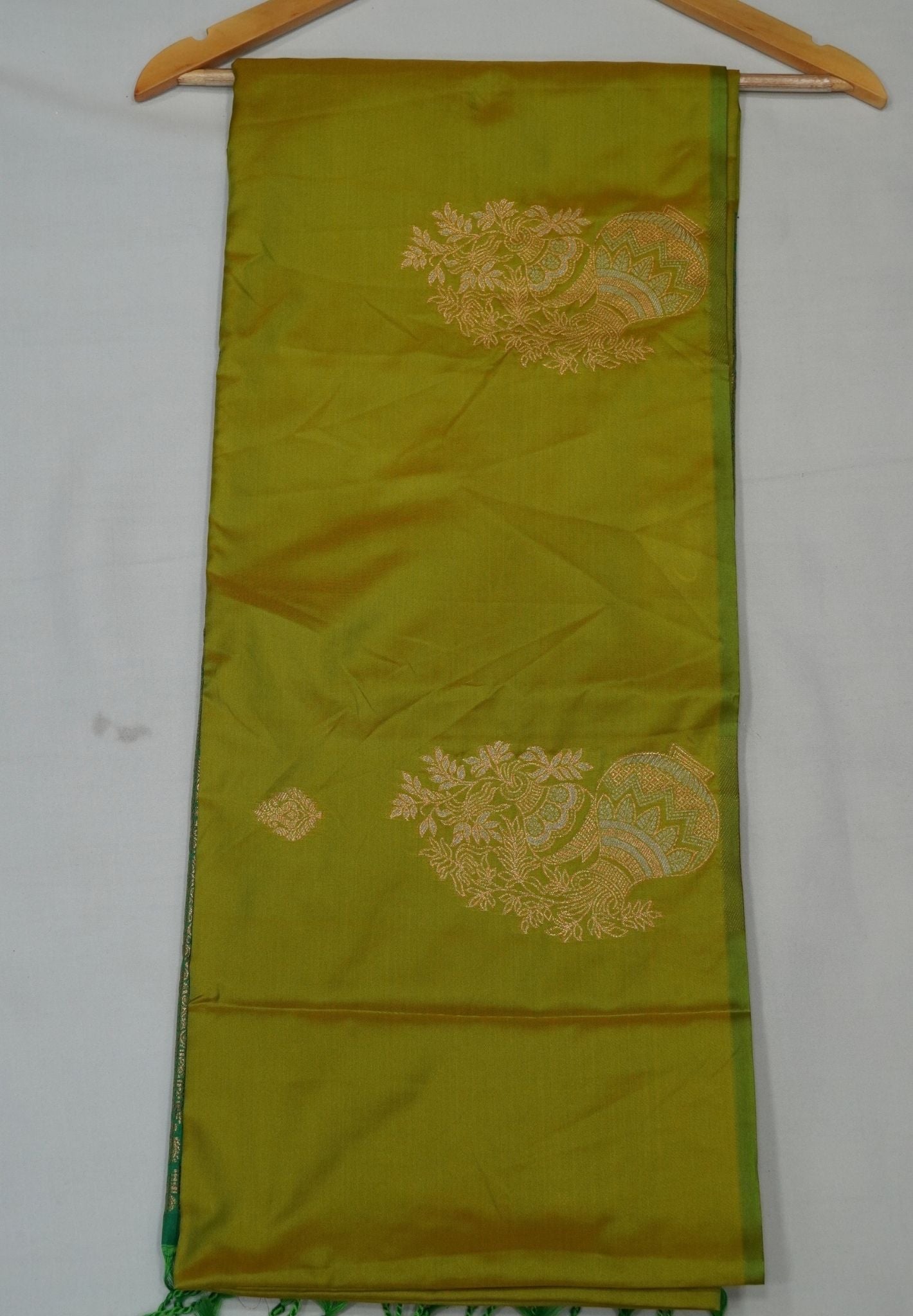 Semi Silk Saree-Mehandi Green