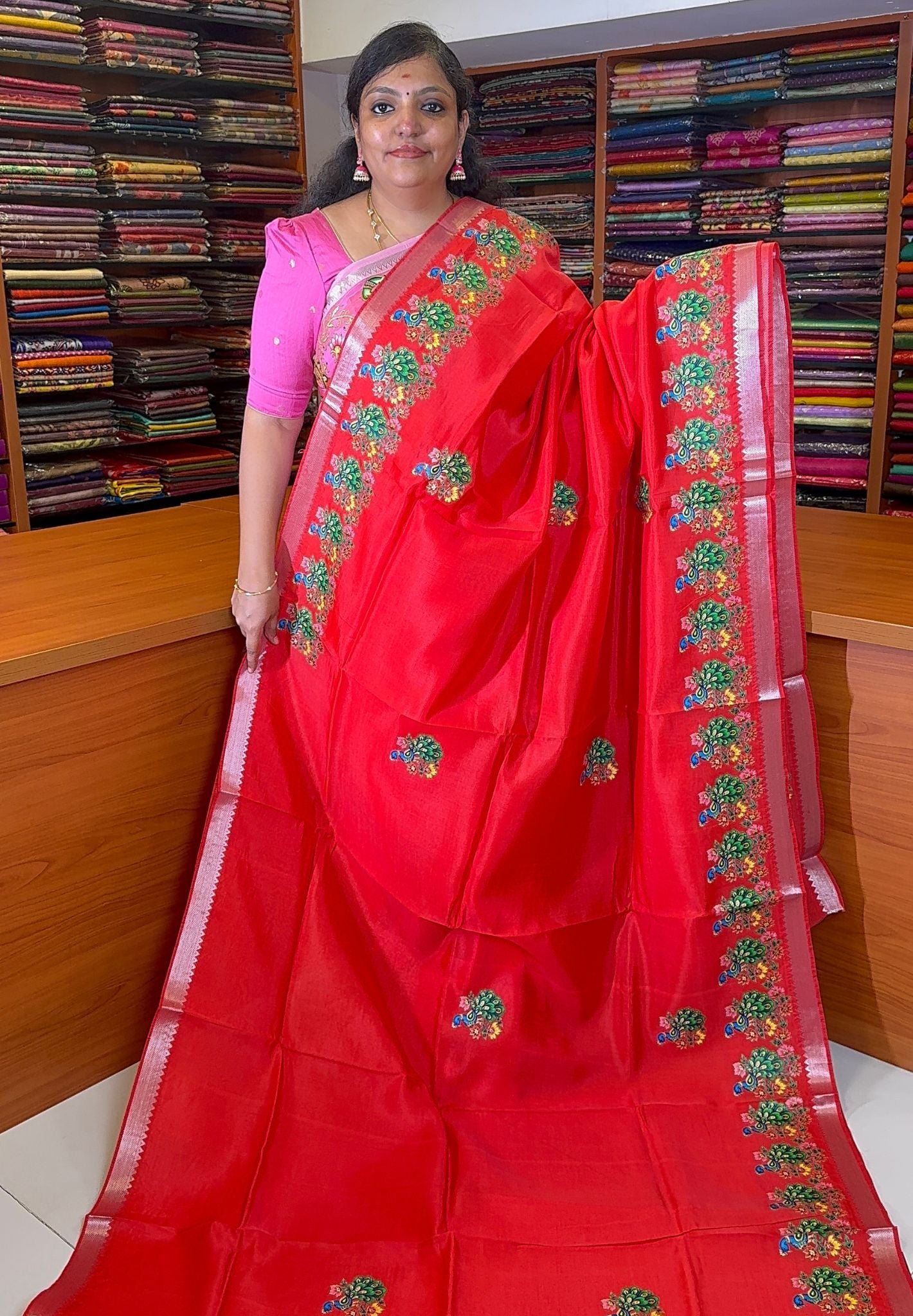 Pure Mangalgiri Silk Saree-Red in Tanjore Print