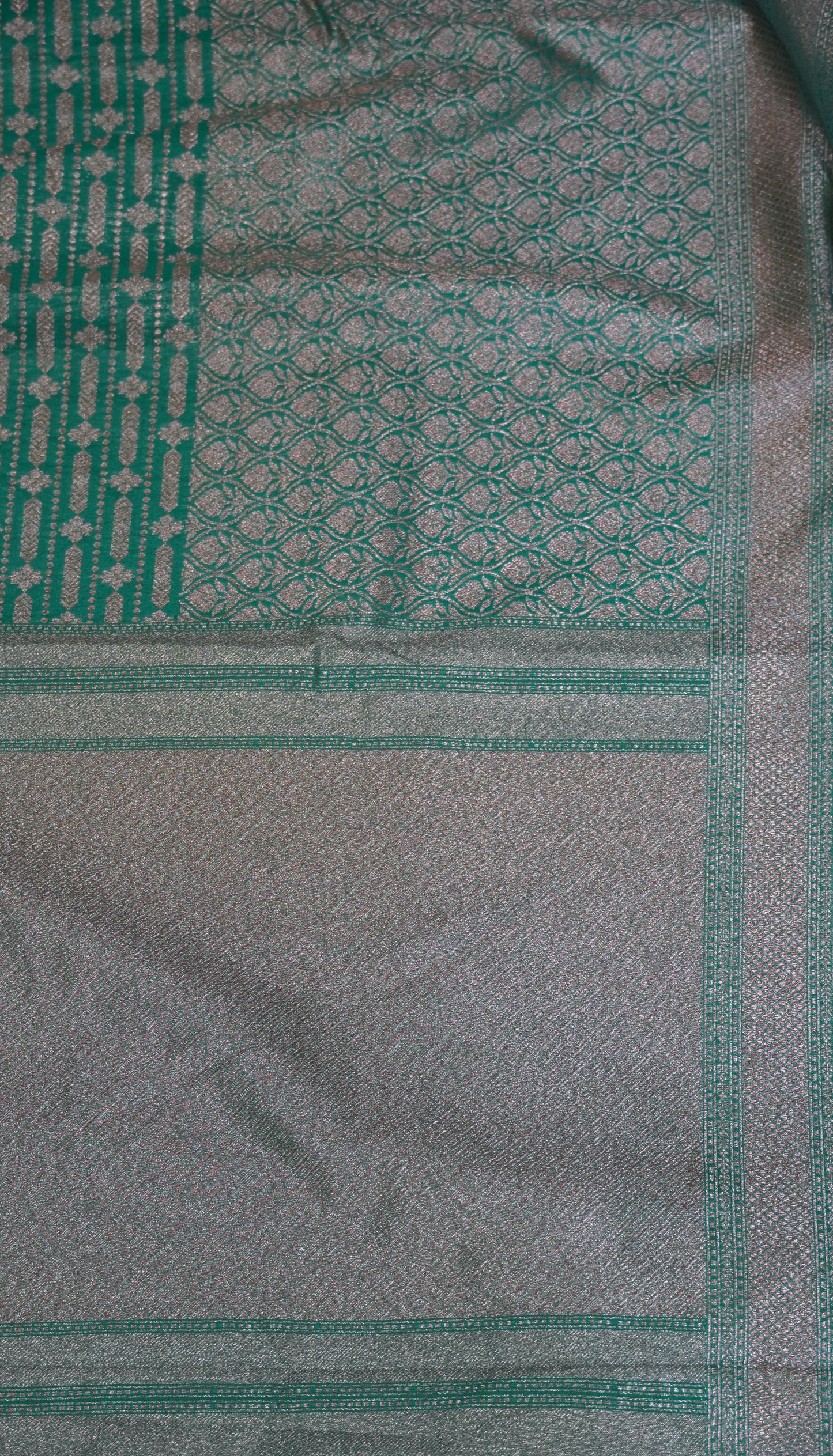 Semi Banarasi Uppada Silk Saree-Green