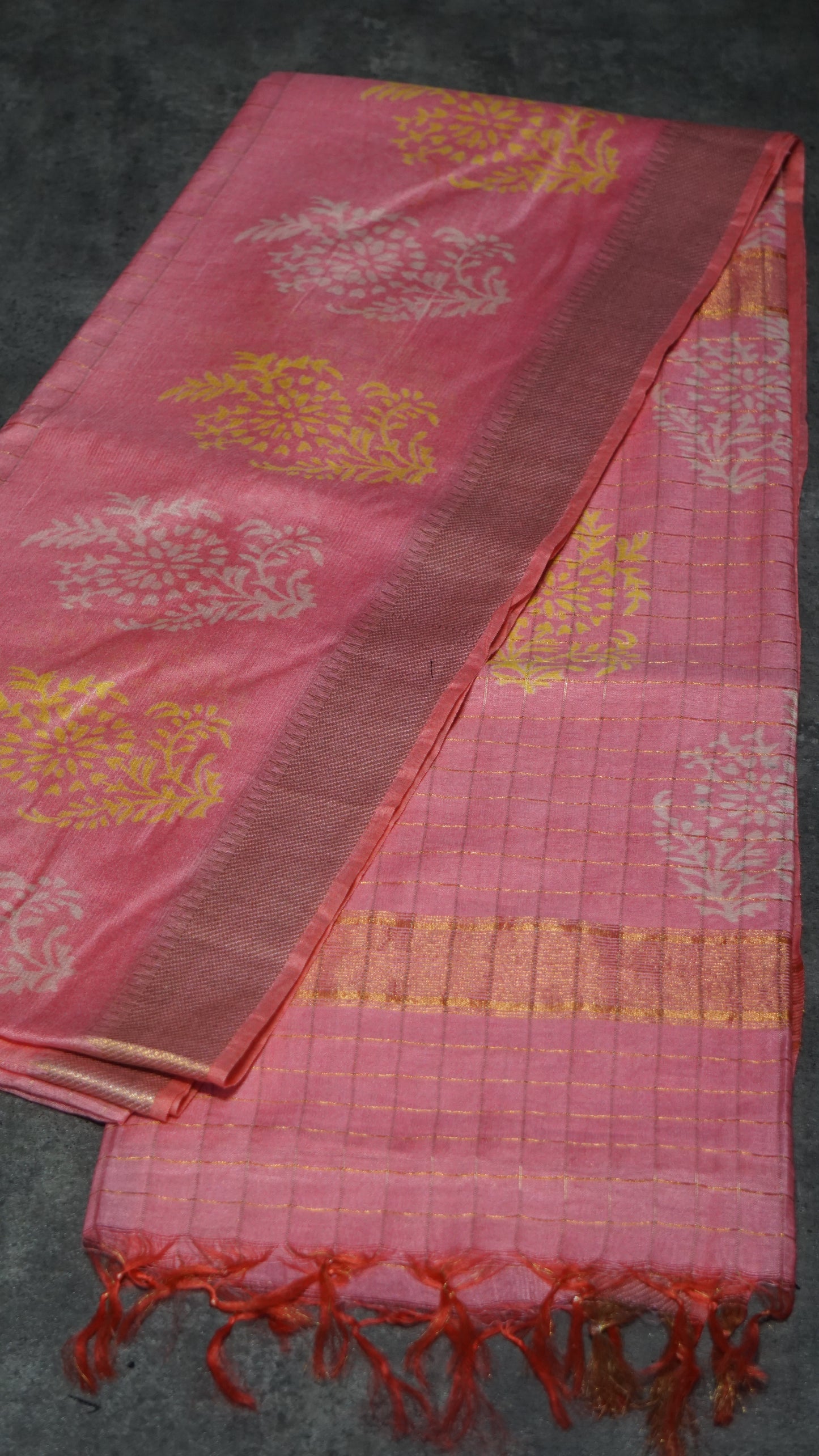 Bhagalpur Cotton Saree Checks Pink