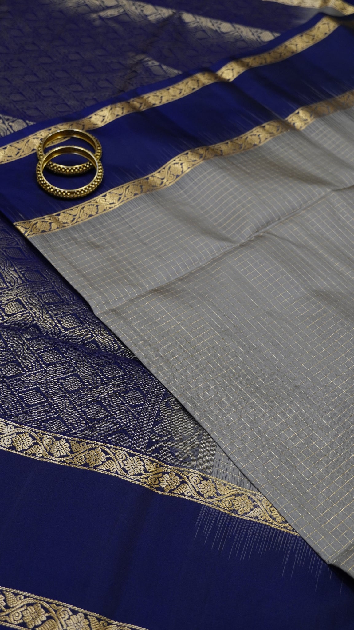 Pure Kanchipuram Silk Saree - Grey - Navy Blue