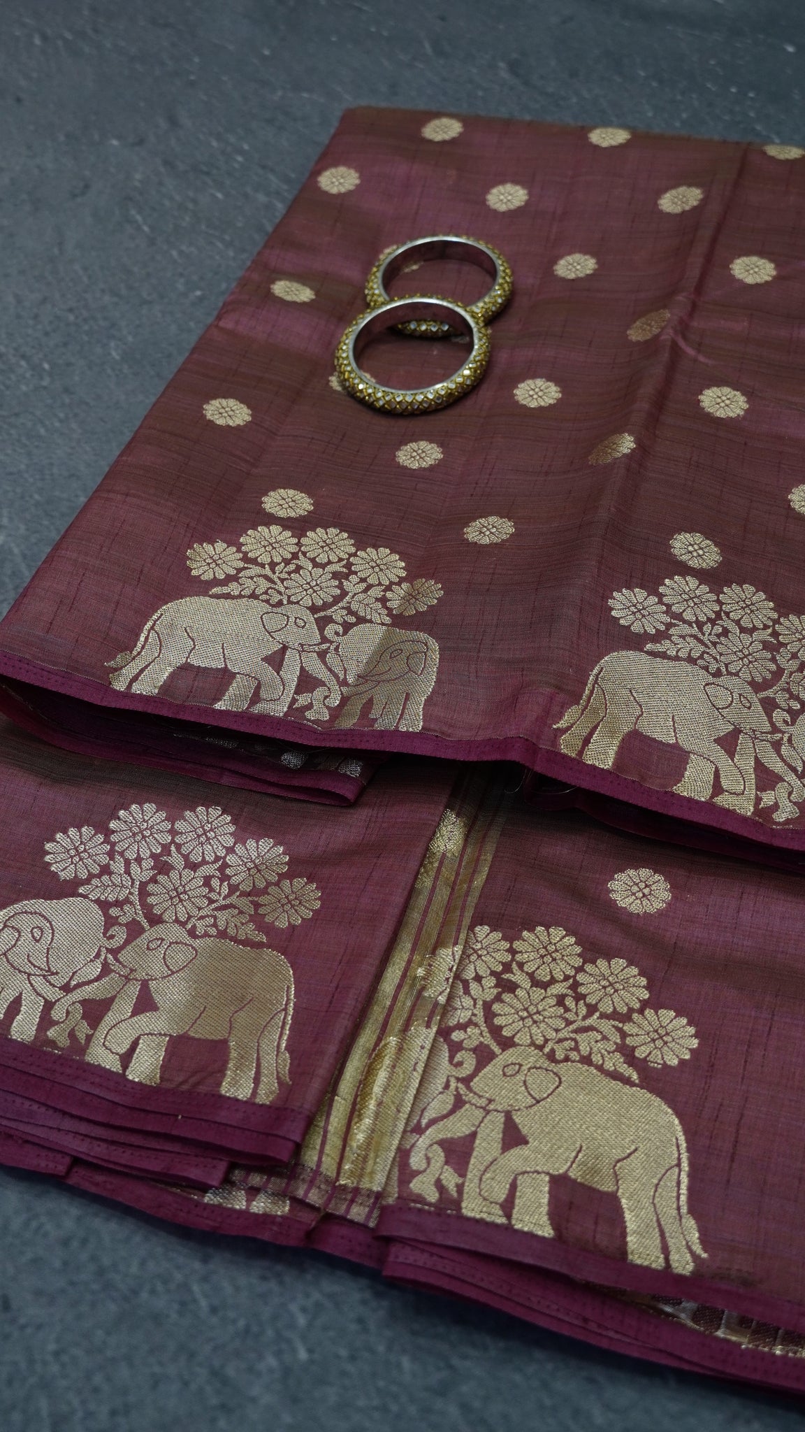 Semi Tussar Saree - Elephant Butta- Light Arakku