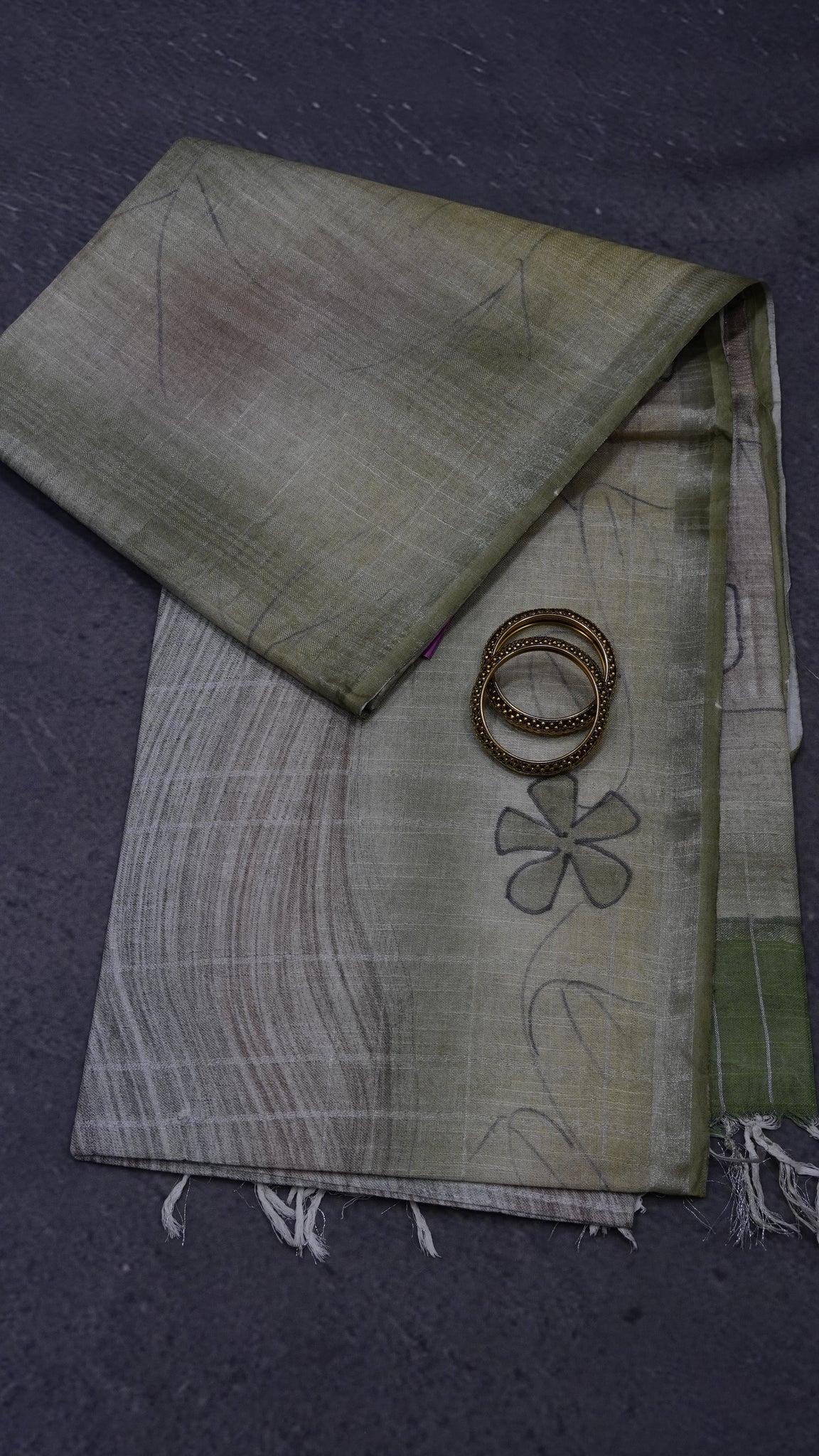 Bhagalpur Tussar Saree- Olive Green