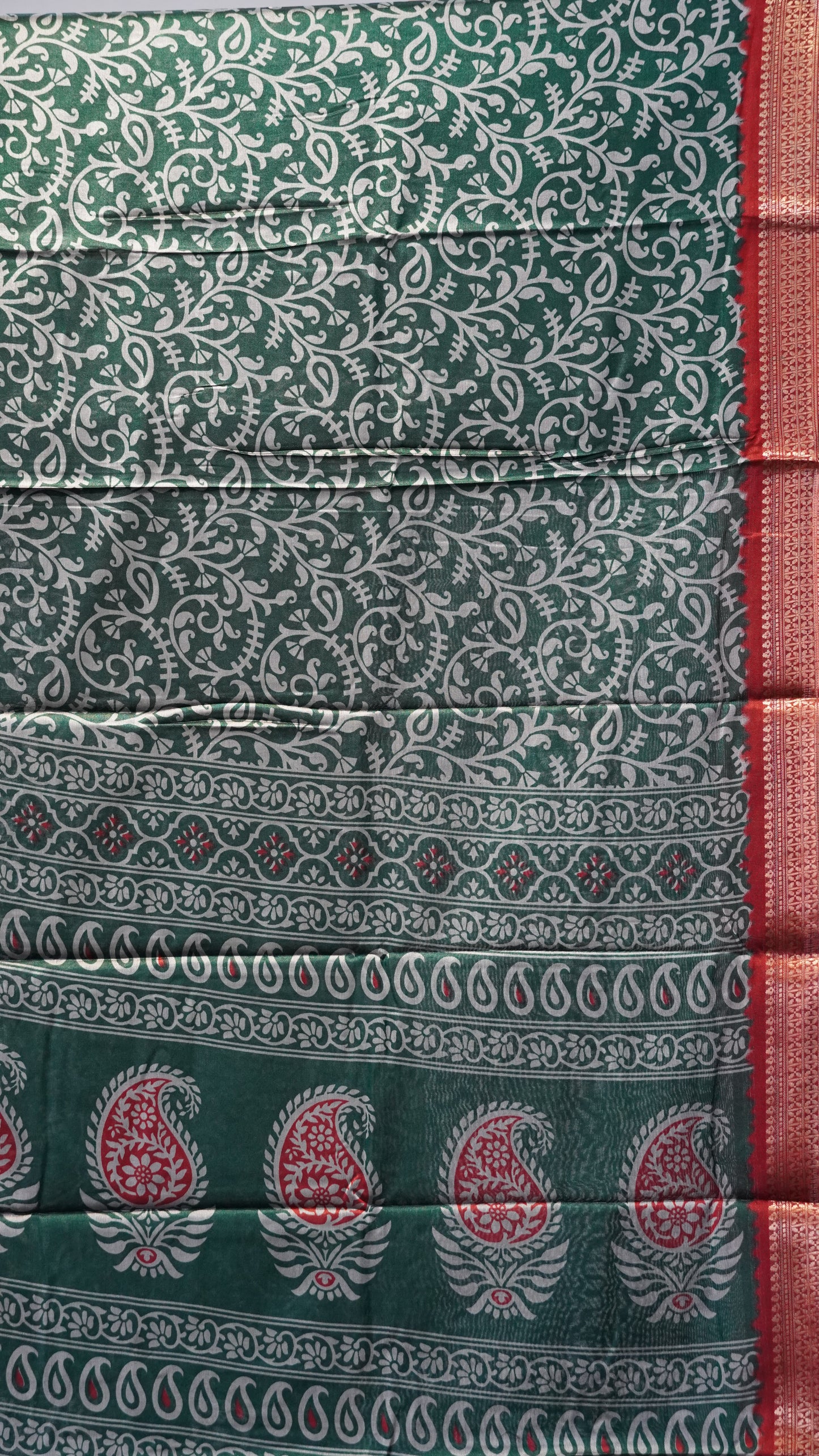 Dola Silk Saree Vine Motif - Green