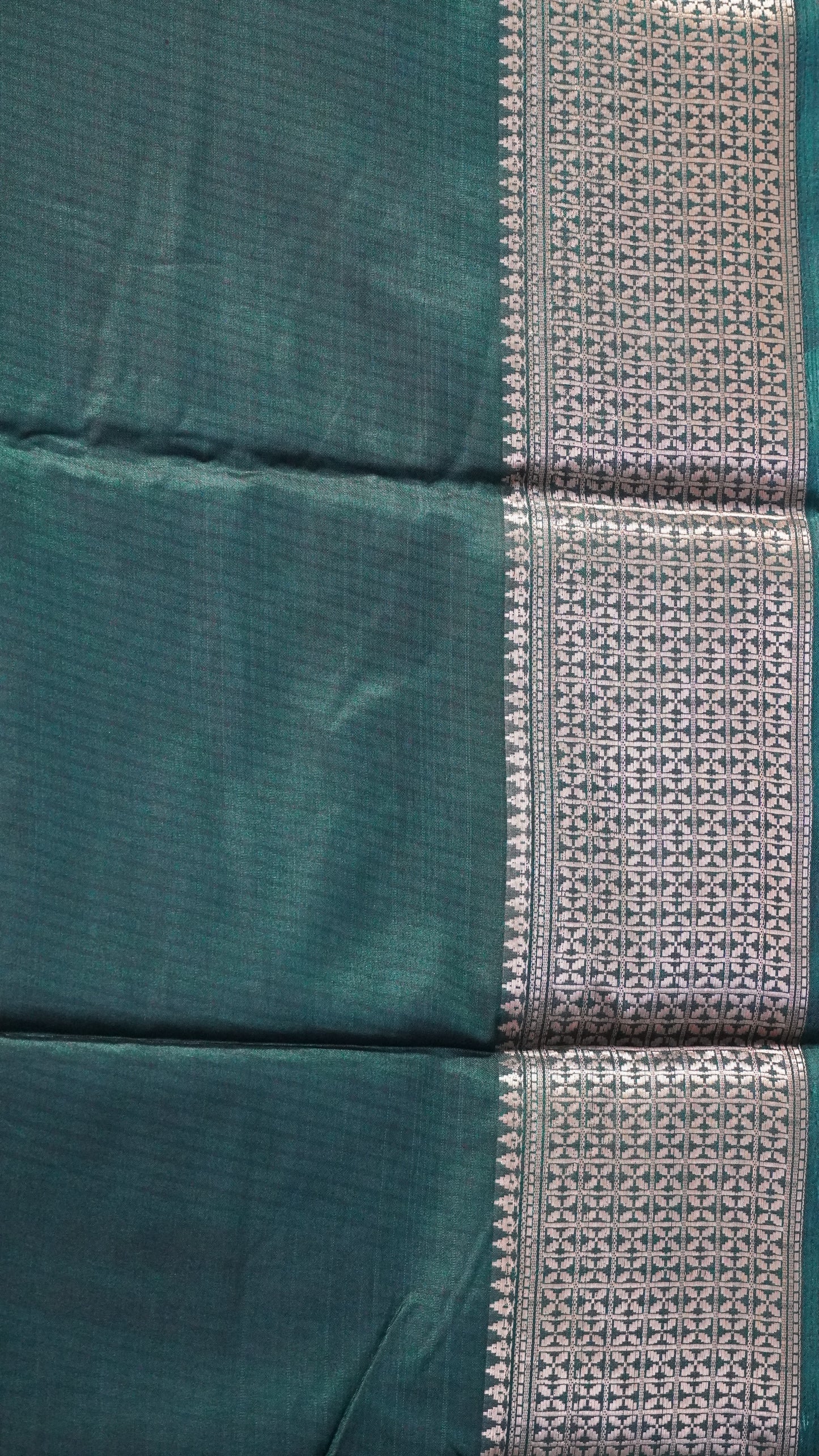 Dola Silk Saree Vine Motif - Purple