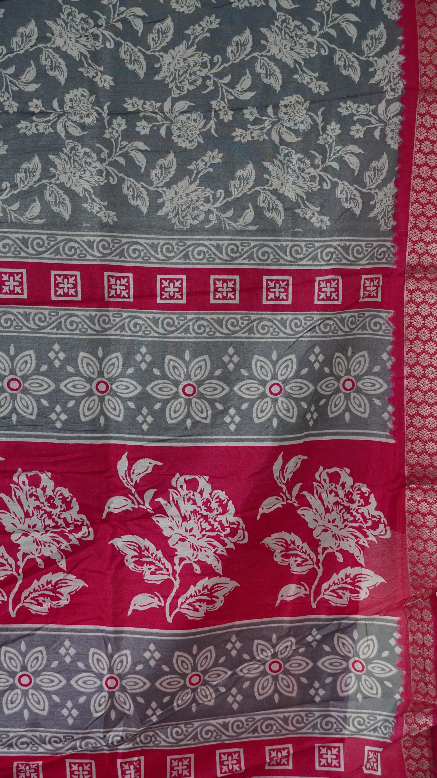 Dola Silk Saree Floral print-Grey-pink