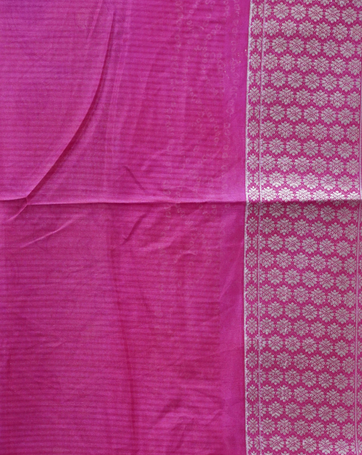 Dola Silk Saree Floral Print-Pink