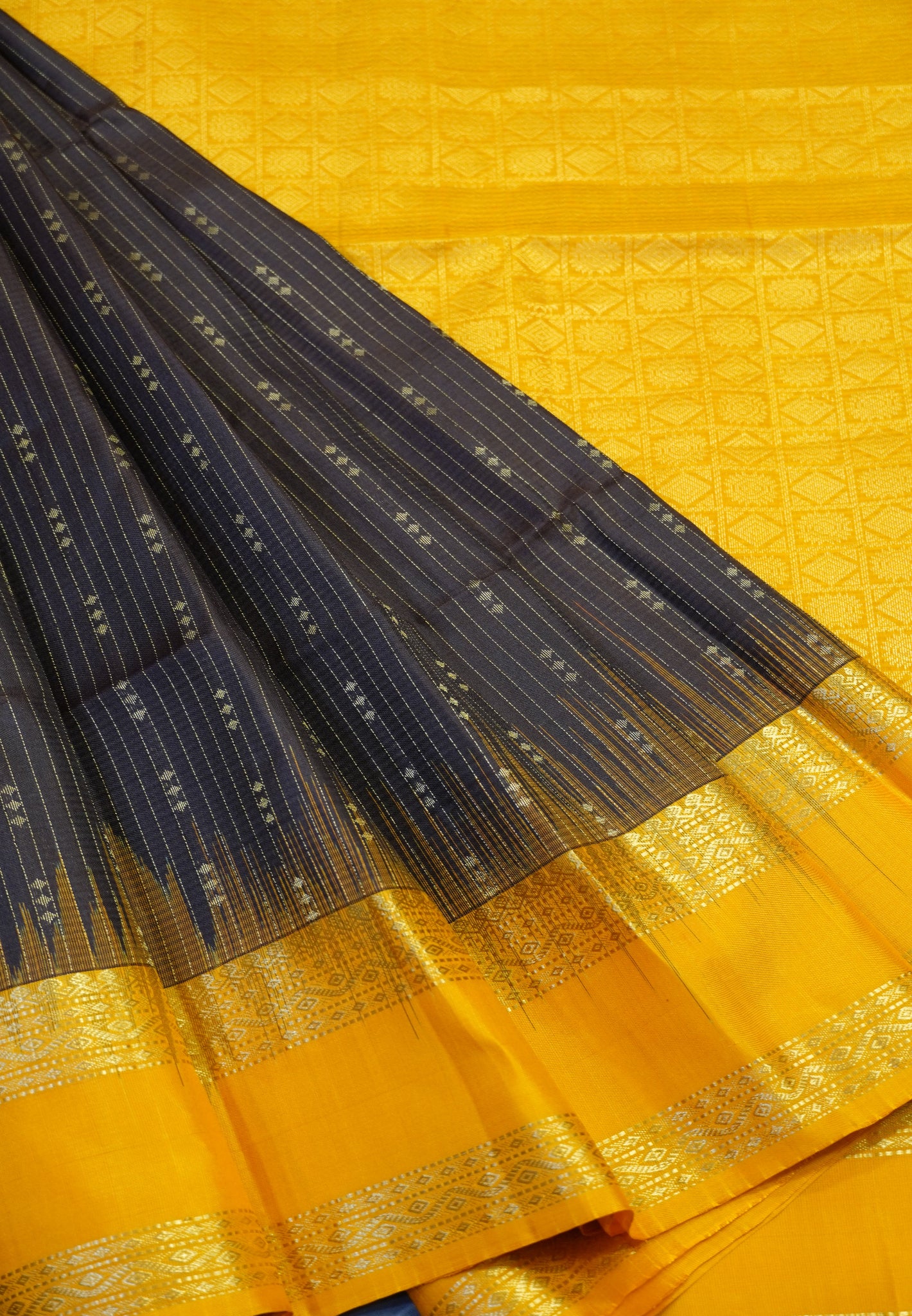 Pure Soft Silk- Diamond Butta Brown
