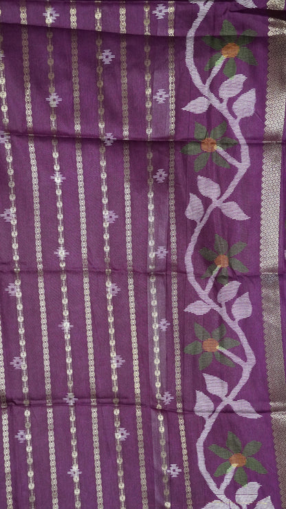 Dola Silk Saree - Body Zari Wine