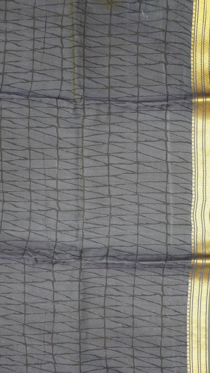 Soft Viscose Saree-Maroon