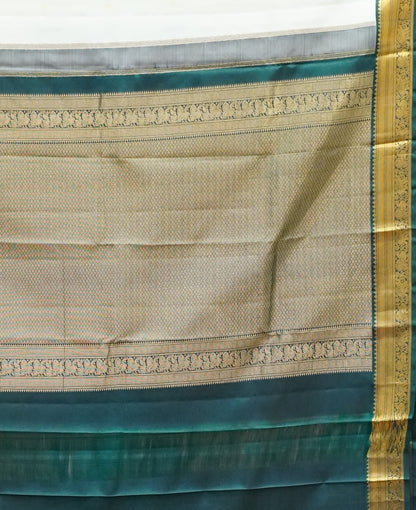Akshayam-Pure Kanjivaram Saree Korvai Border-Pista Green