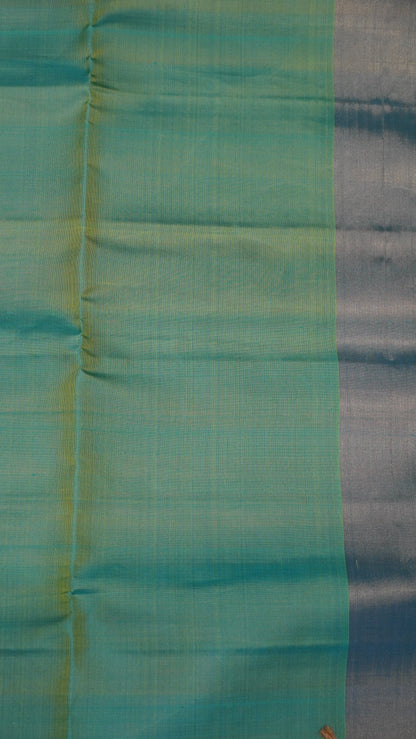 Pure Silk Saree Saree - Zari Kolam Peach Pink - Teal Green