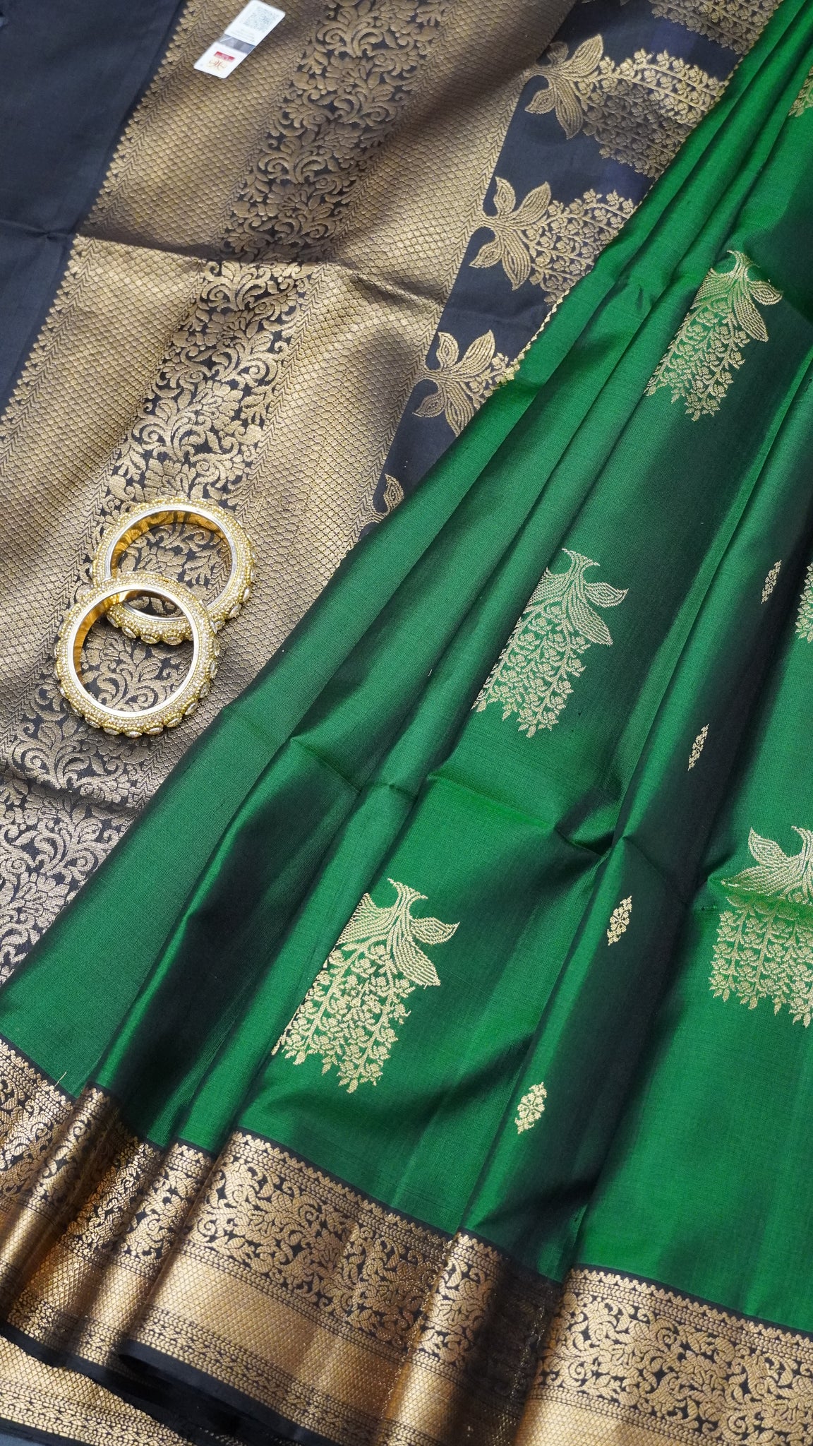 Pure Silk Saree Saree - Green - Black