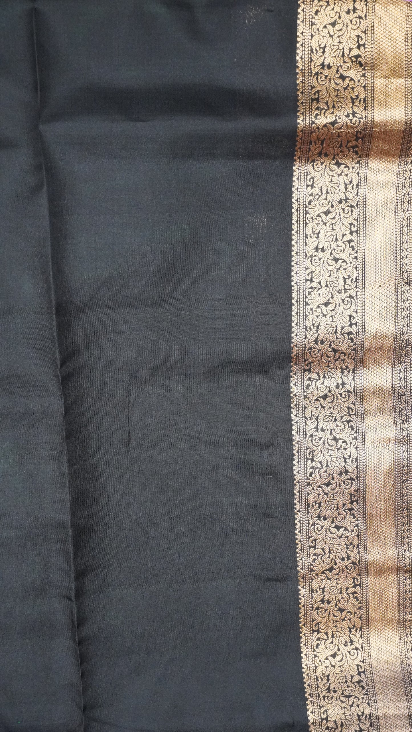 Pure Silk Saree Saree - Green - Black