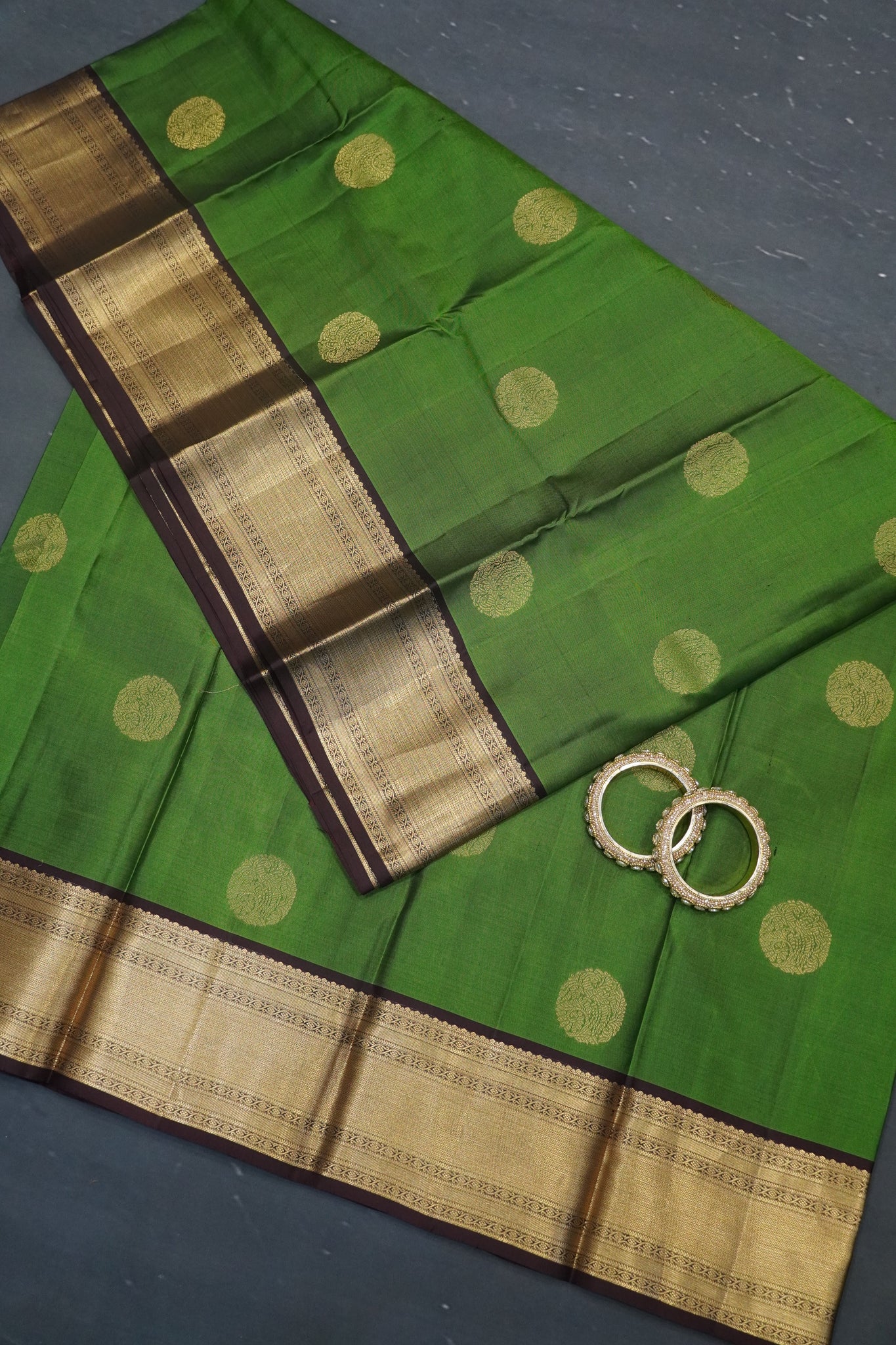 Pure Kanchipuram Silk - Grass Green Round Buta