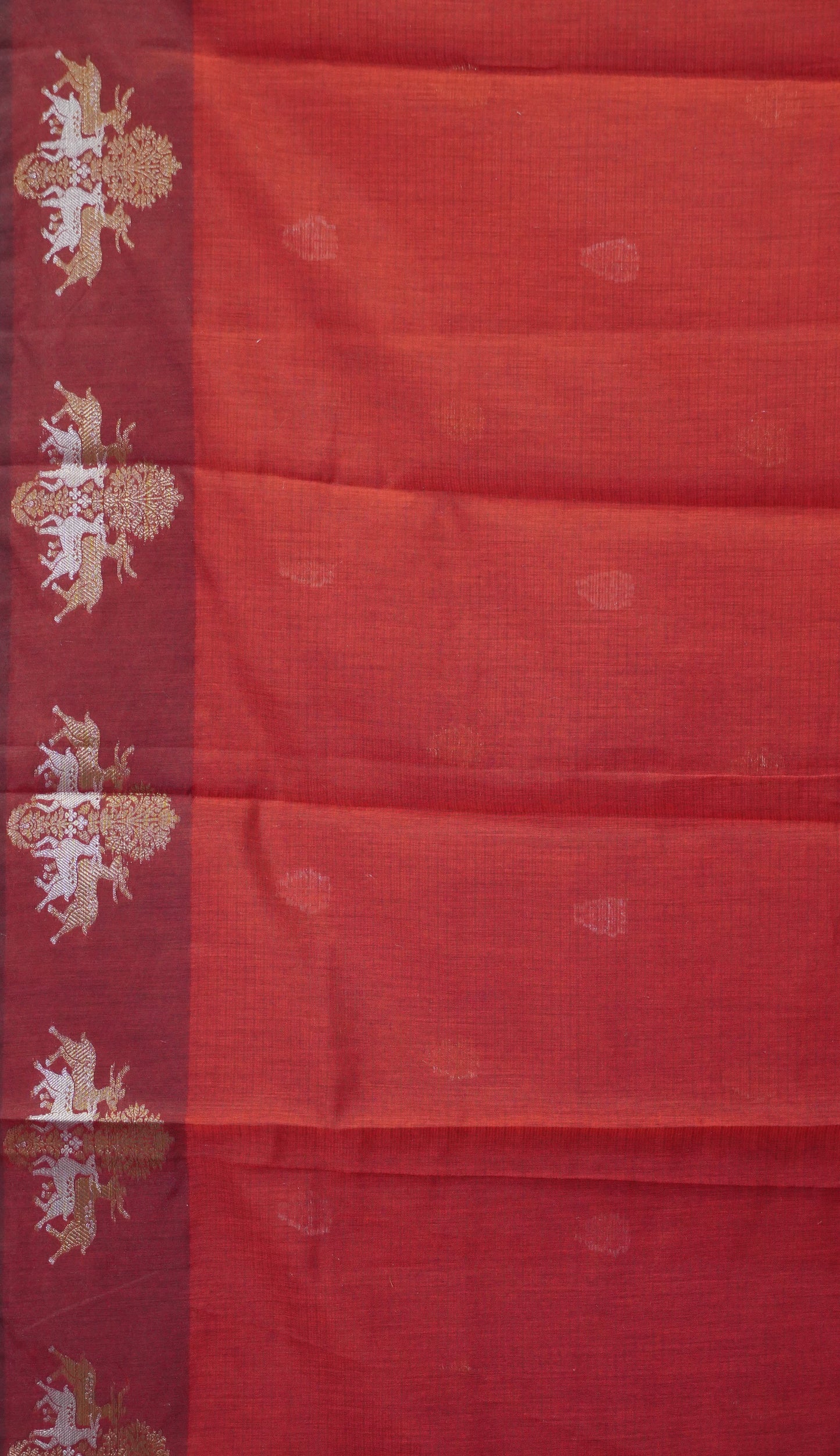 Art Zari Kota Deer Print - Maroon