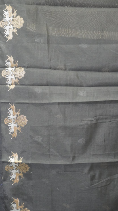 Art Zari Kota Deer Print - Black
