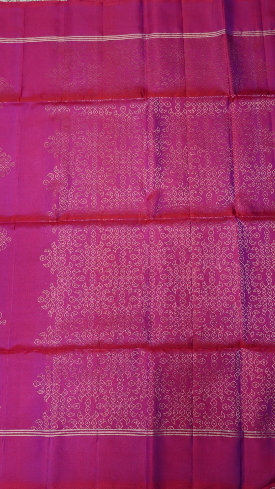 Pure Silk Saree - Kolam Magenta