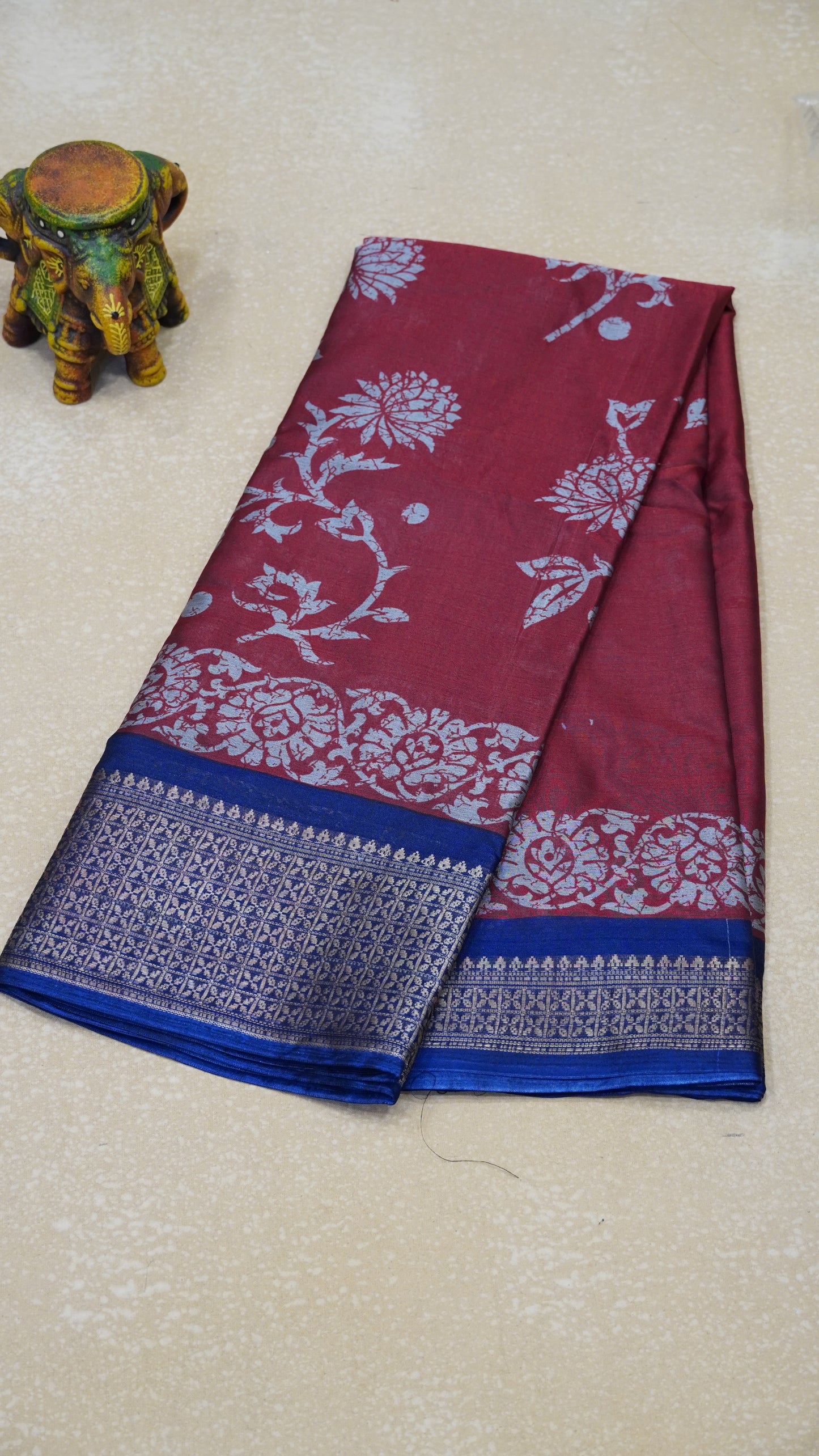 Dola Silk Saree Floral Print - Maroon